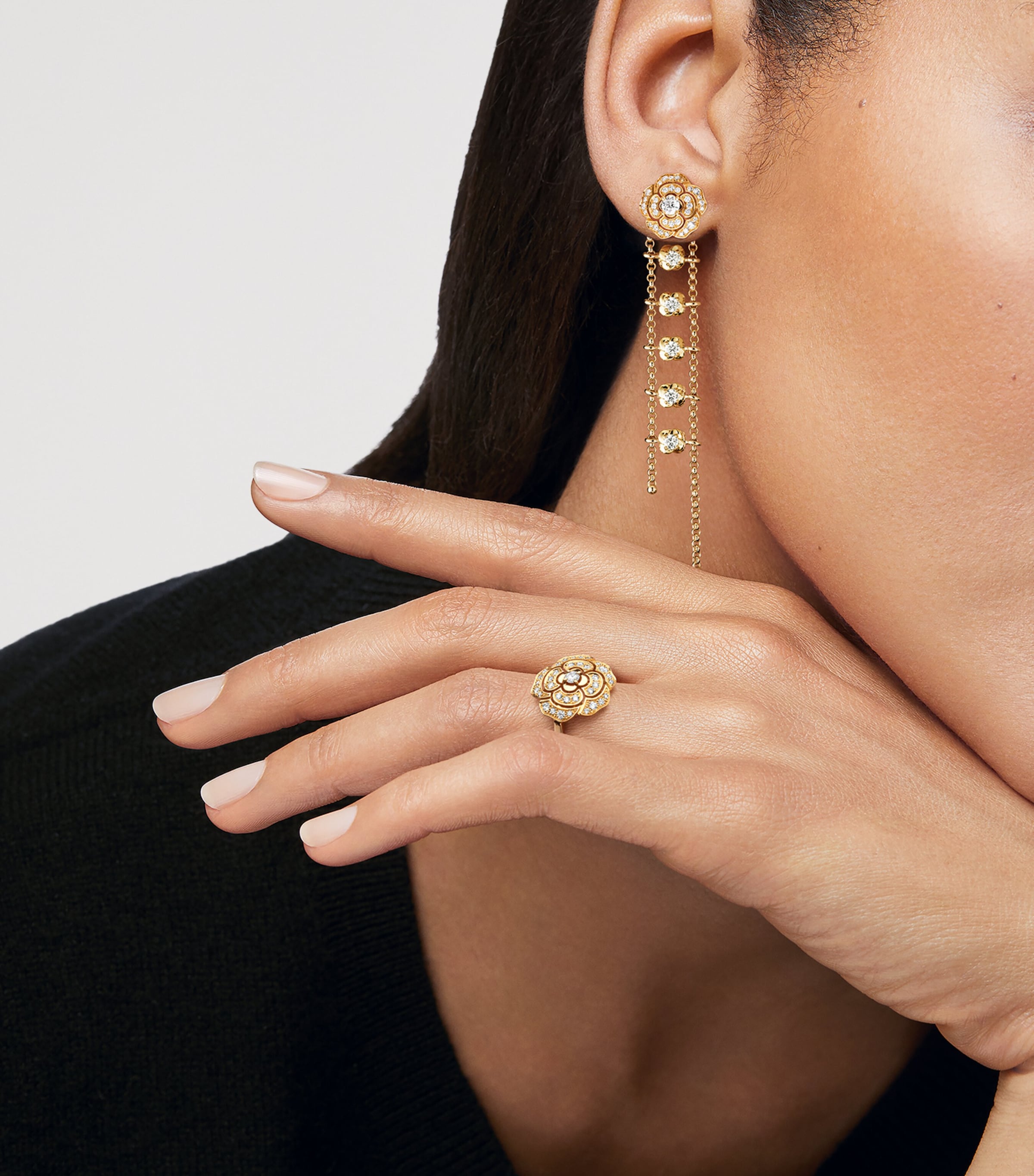 Gold and Diamond Camélia Transformable Earrings YELLOW Image 2