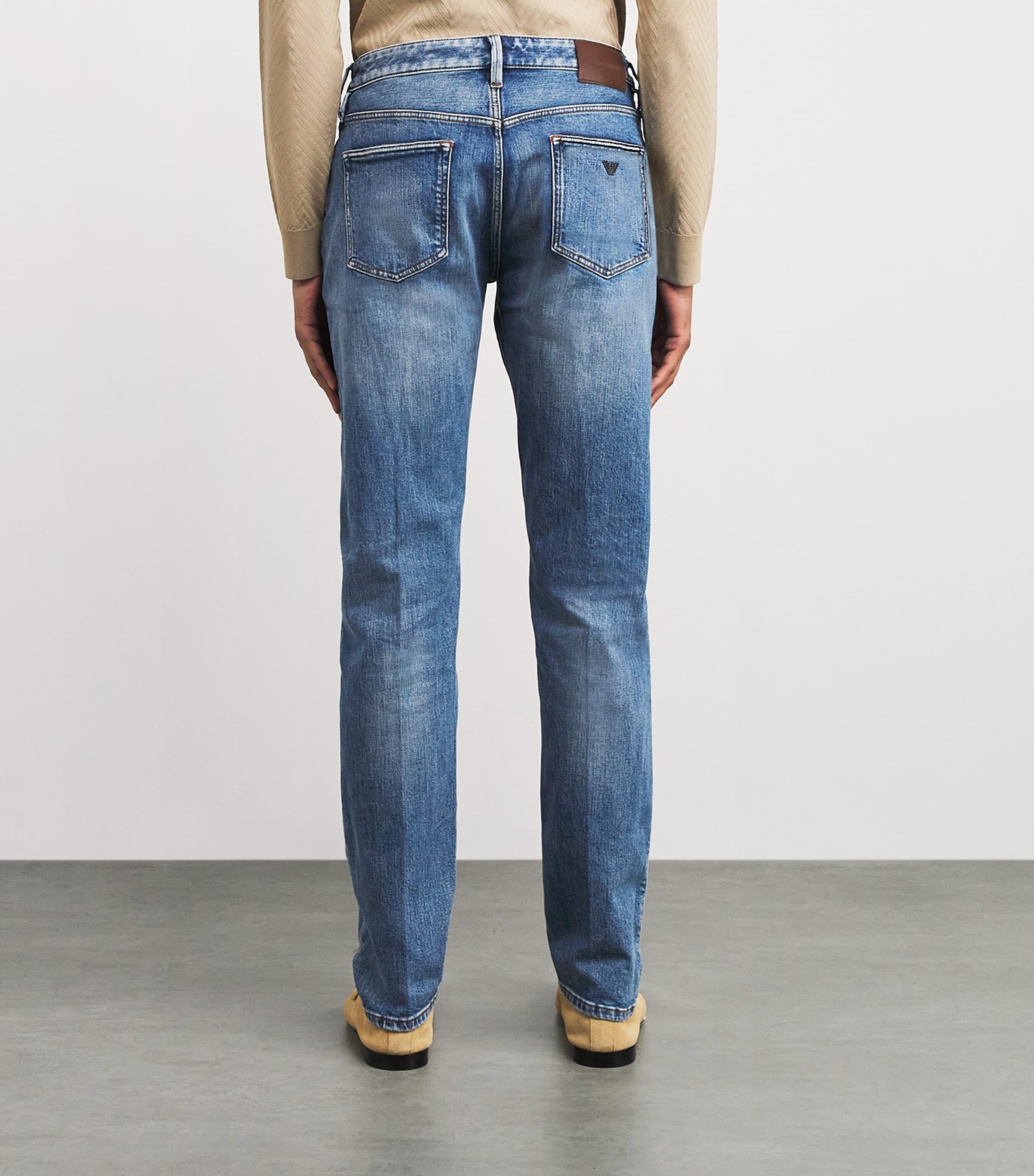 J75 Slim-Fit Jeans MB002 Image 4