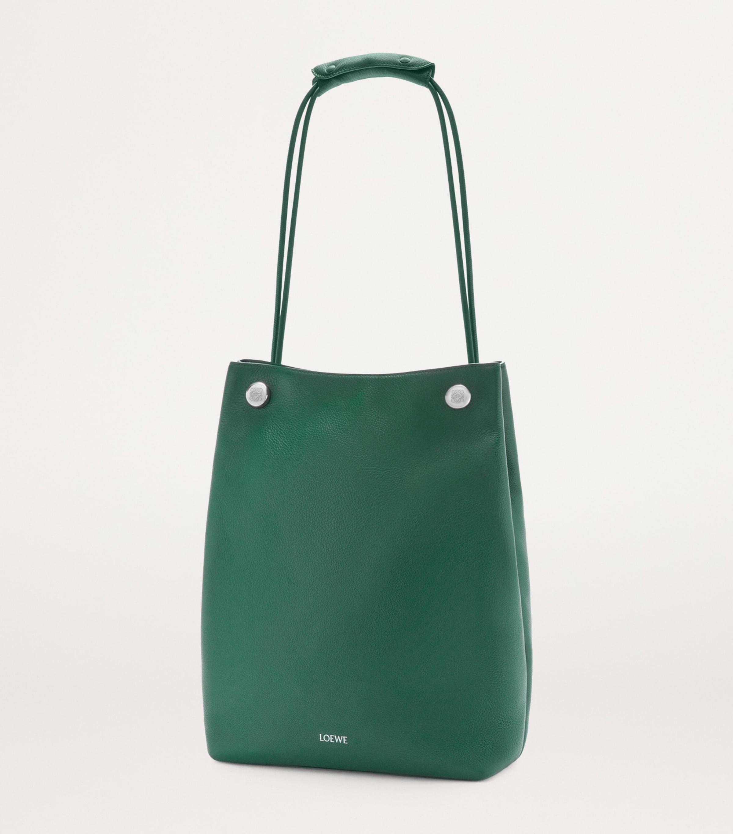 日本未入荷【LOEWE】Pebble leather shoulder bag 9f3f05eb3f32522be881bc09eb743c