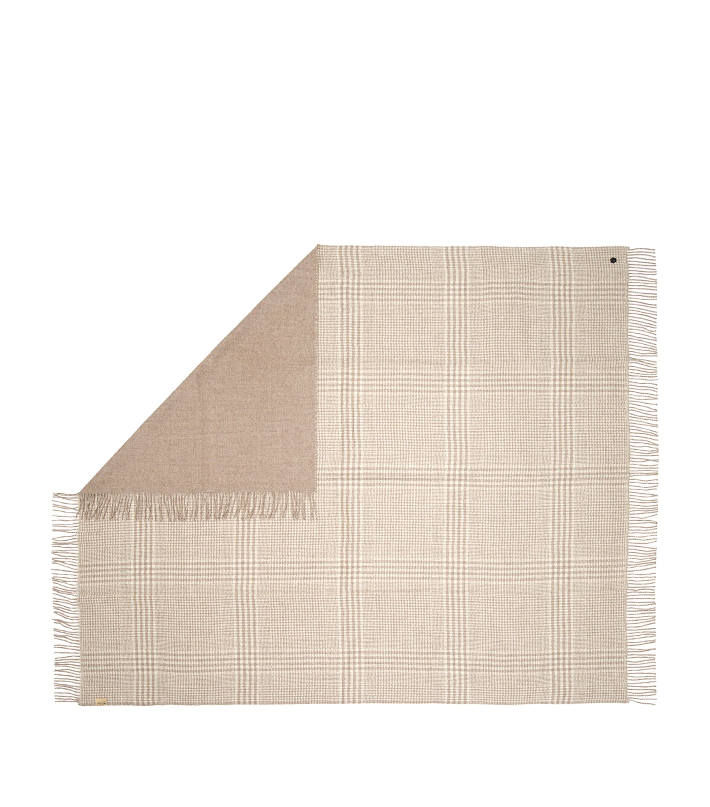 Weich Plaid Matea Throw (200cm x 150 cm) Taupe Image 2