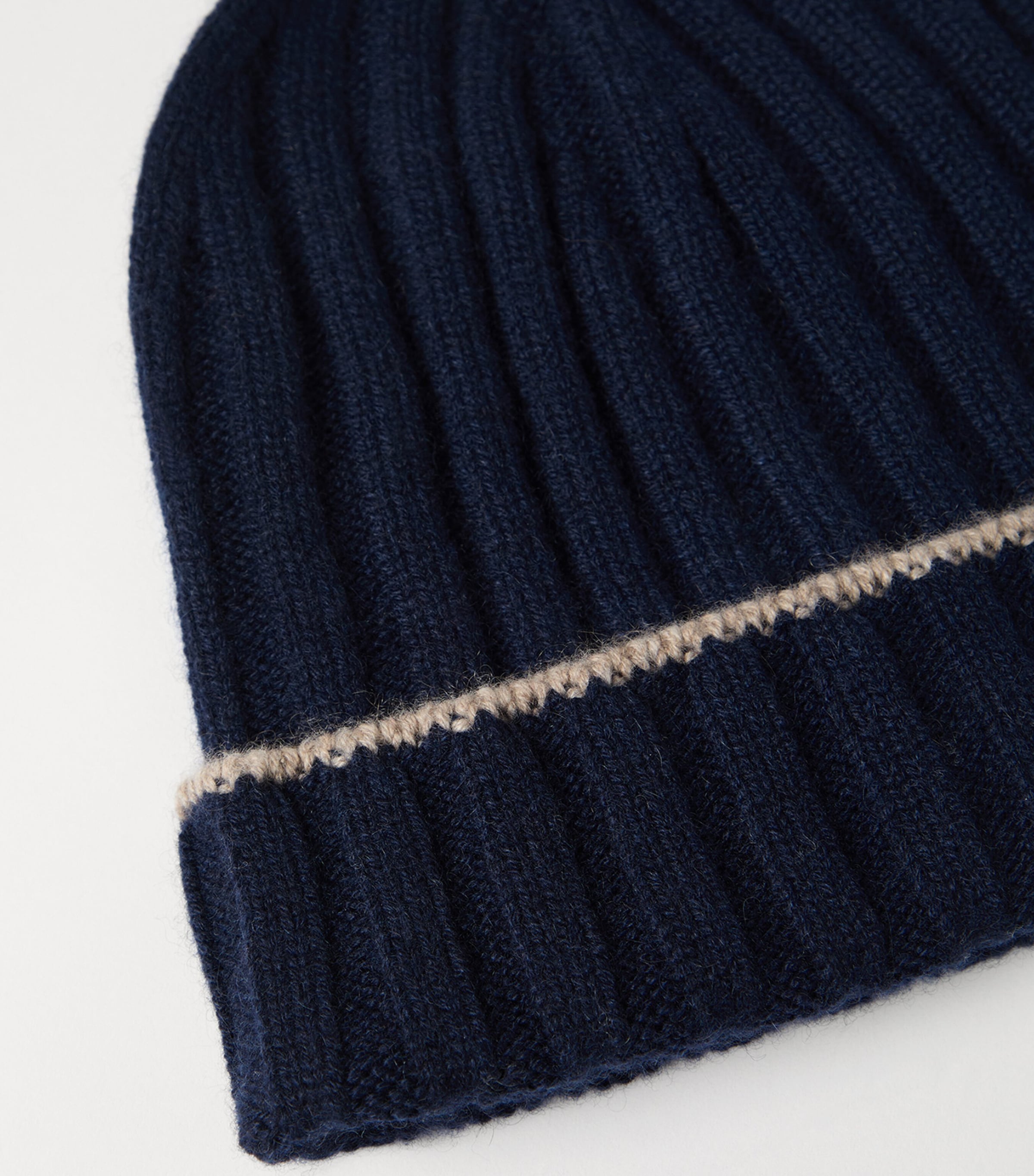 Cashmere Ribbed Beanie CU715 Image 2