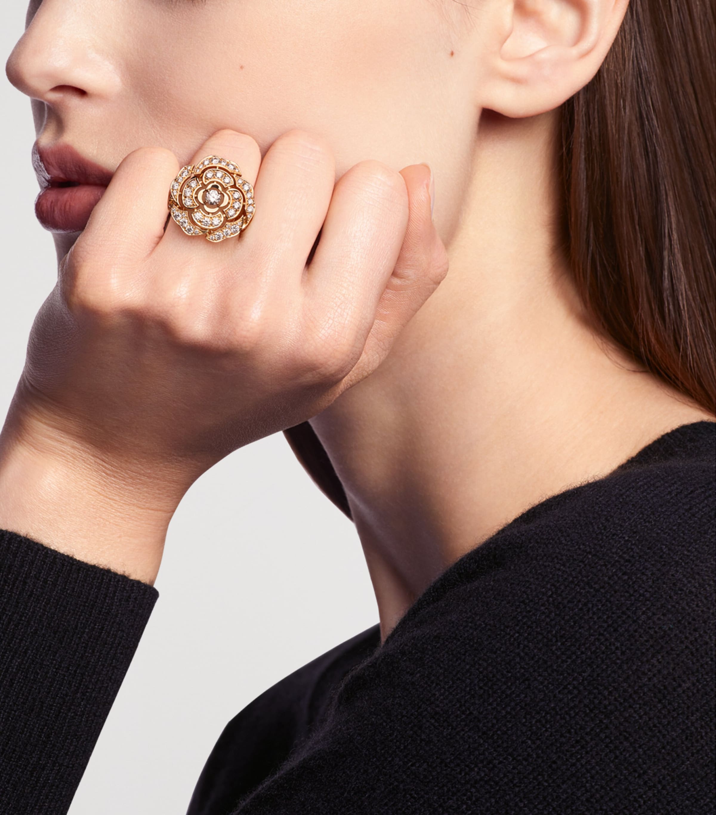 CHANEL Rose Gold and Diamond Bouton de Camélia Ring Rose Gold Image 2