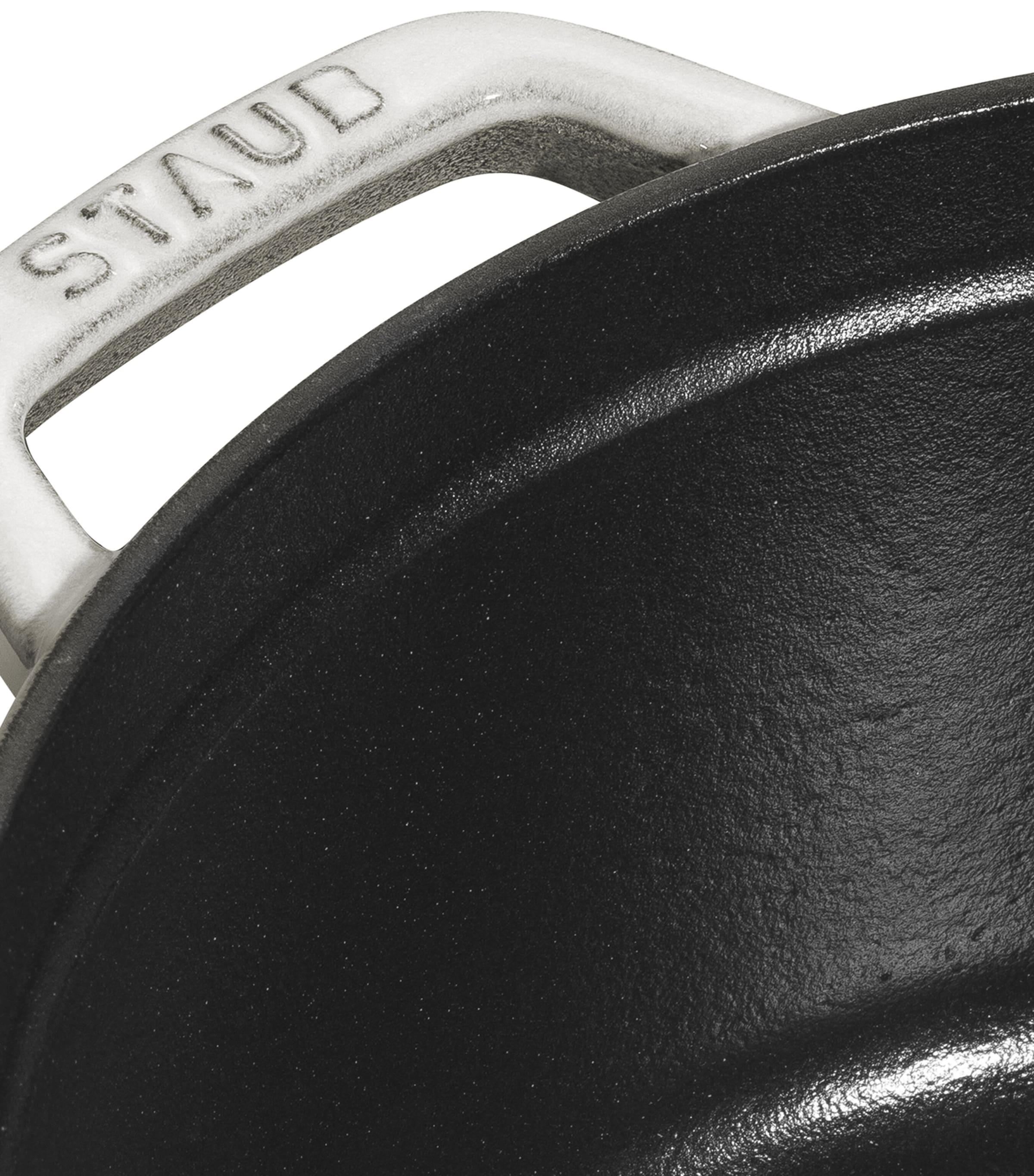 Staub Round Cocotte (20cm) White Truffle Image 6