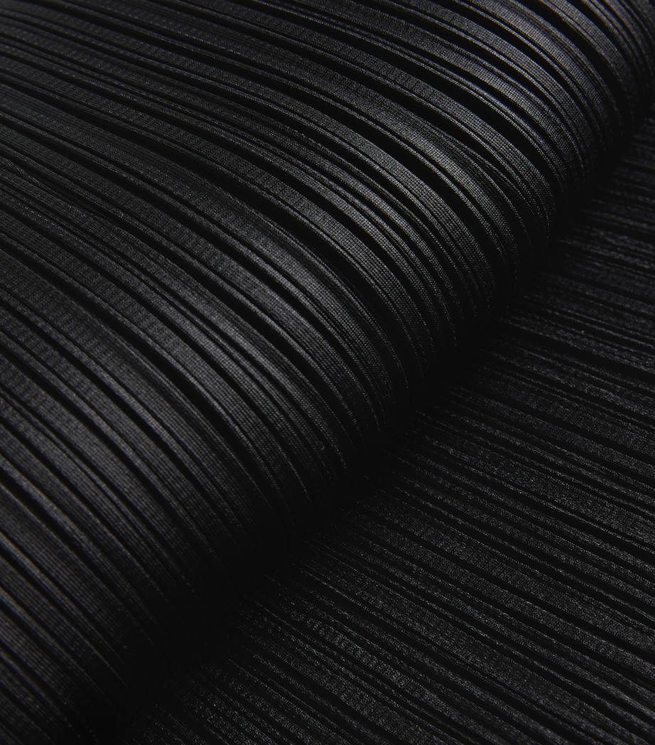 Sleeveless Basics Top 15 Image 5