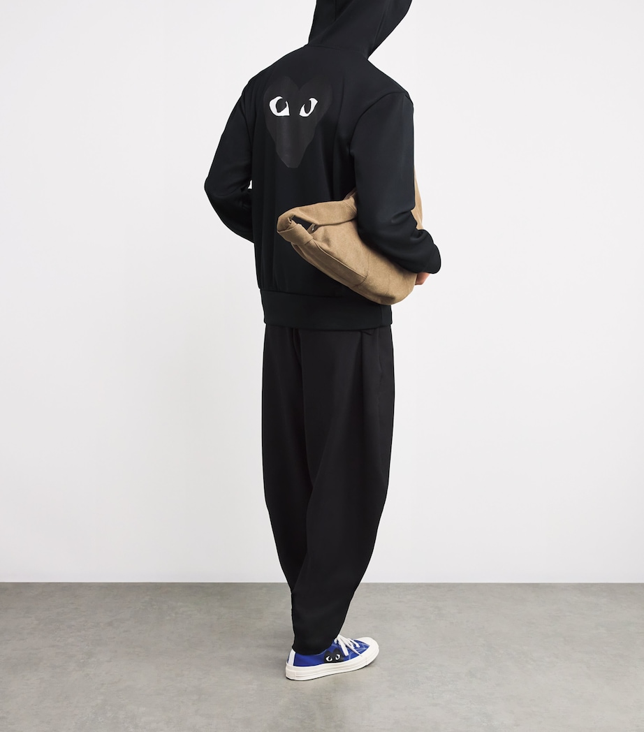 Zip-Up Heart Hoodie BLACK Image 2