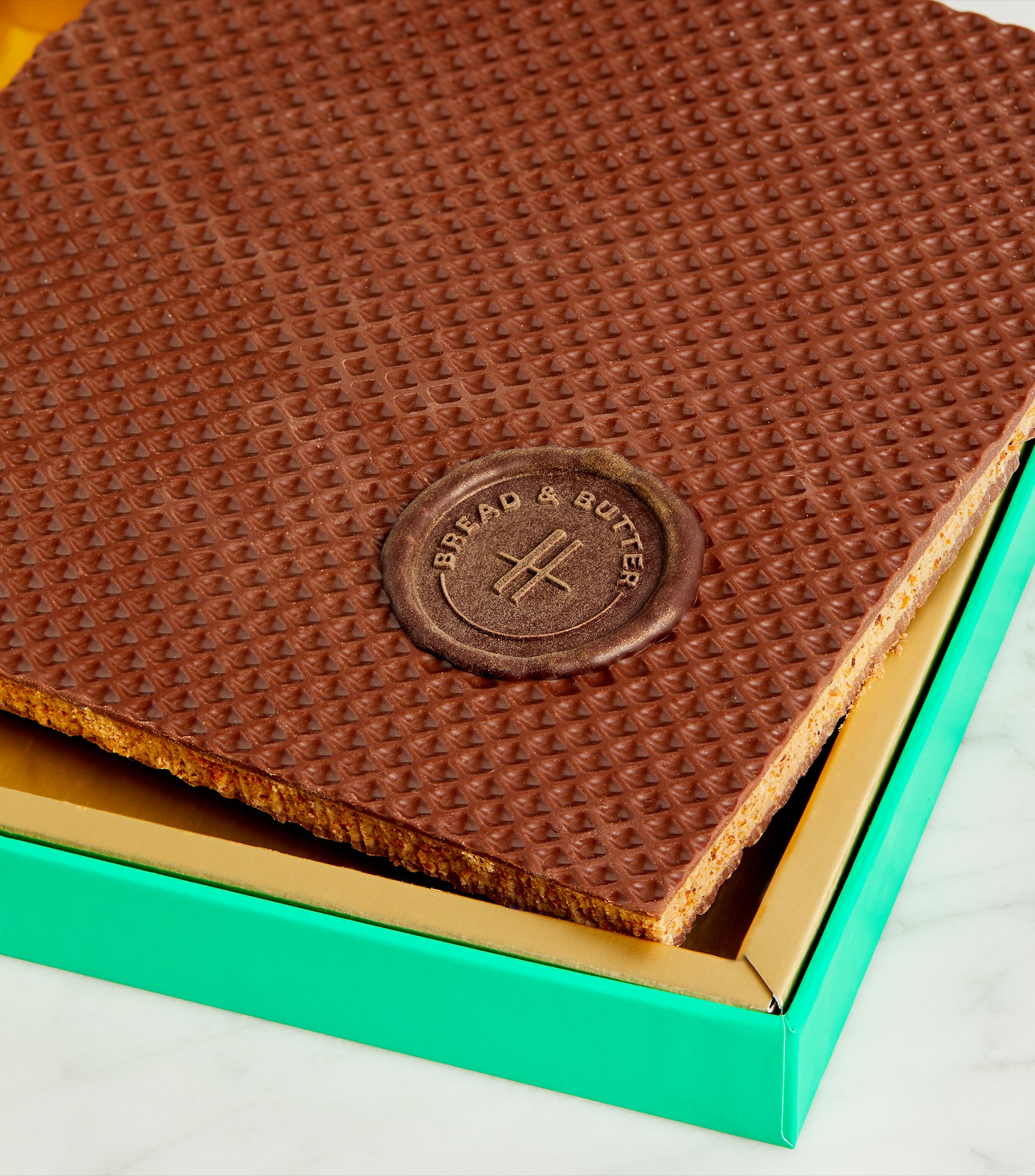 Milk Chocolate Bread and Butter Slab (260g) NO COLOUR Image 3