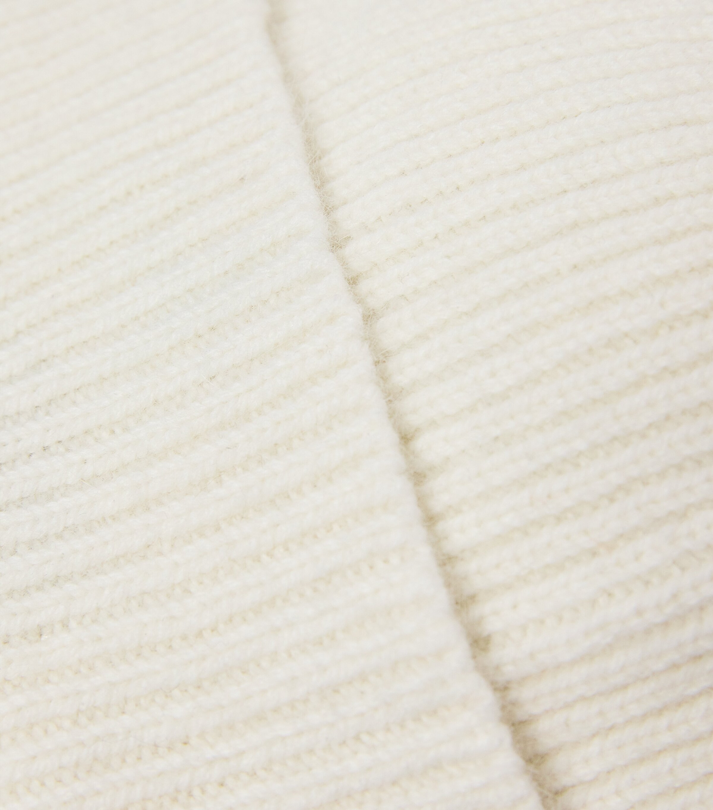 Le Bonnet Lambswool-Caregora Classic Beanie Snow Image 5