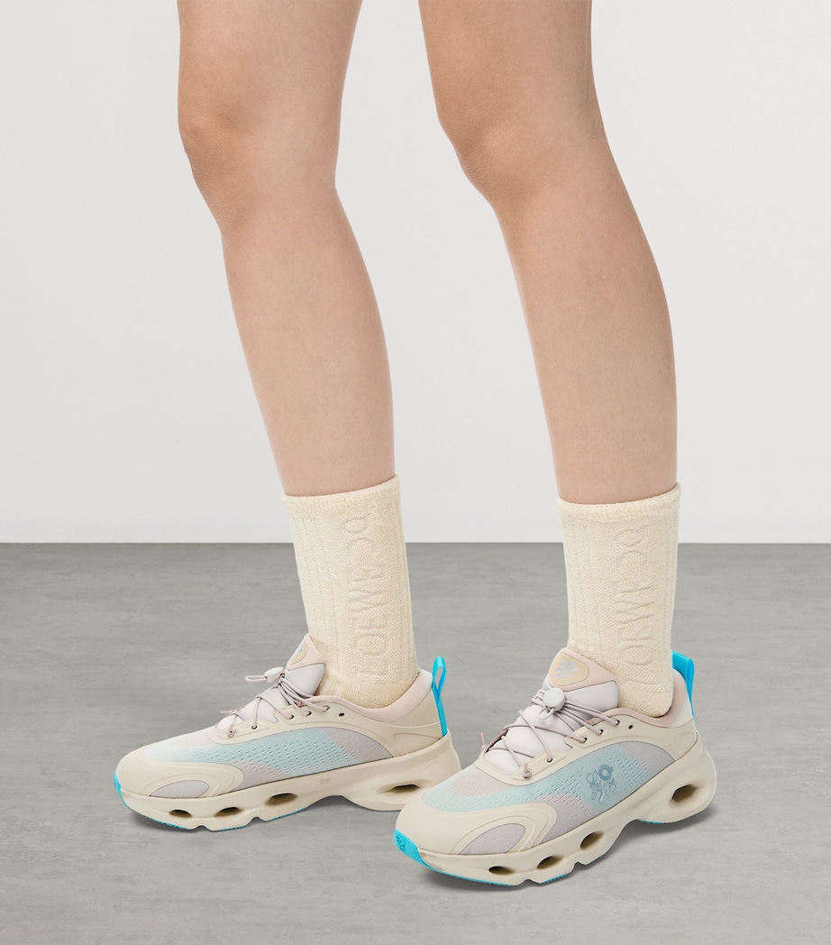 LOEWE x On Cloudsolo Sneakers SAND/TURQUOISE Image 2
