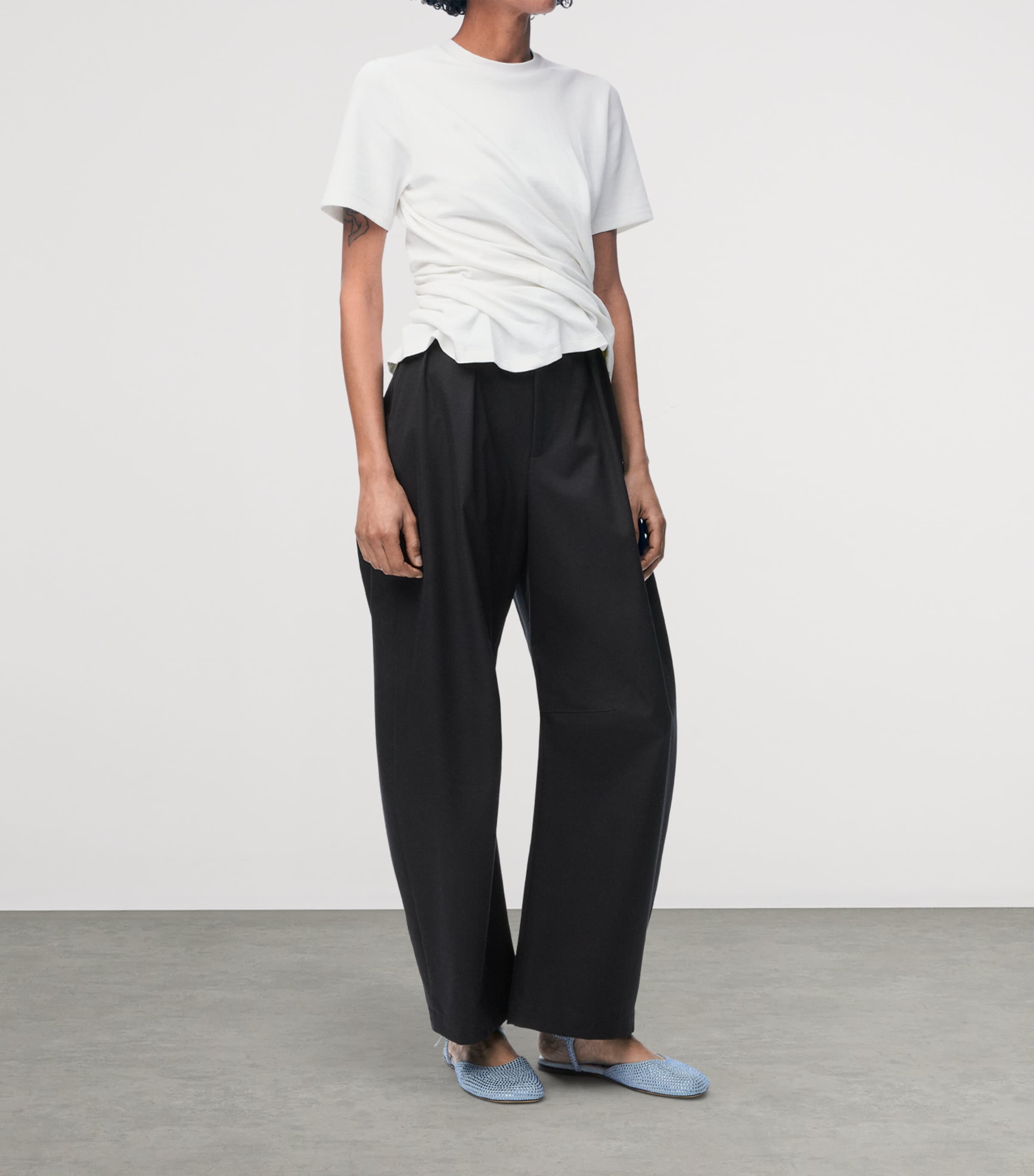 LOEWE Twist-Detail T-Shirt | Harrods UK
