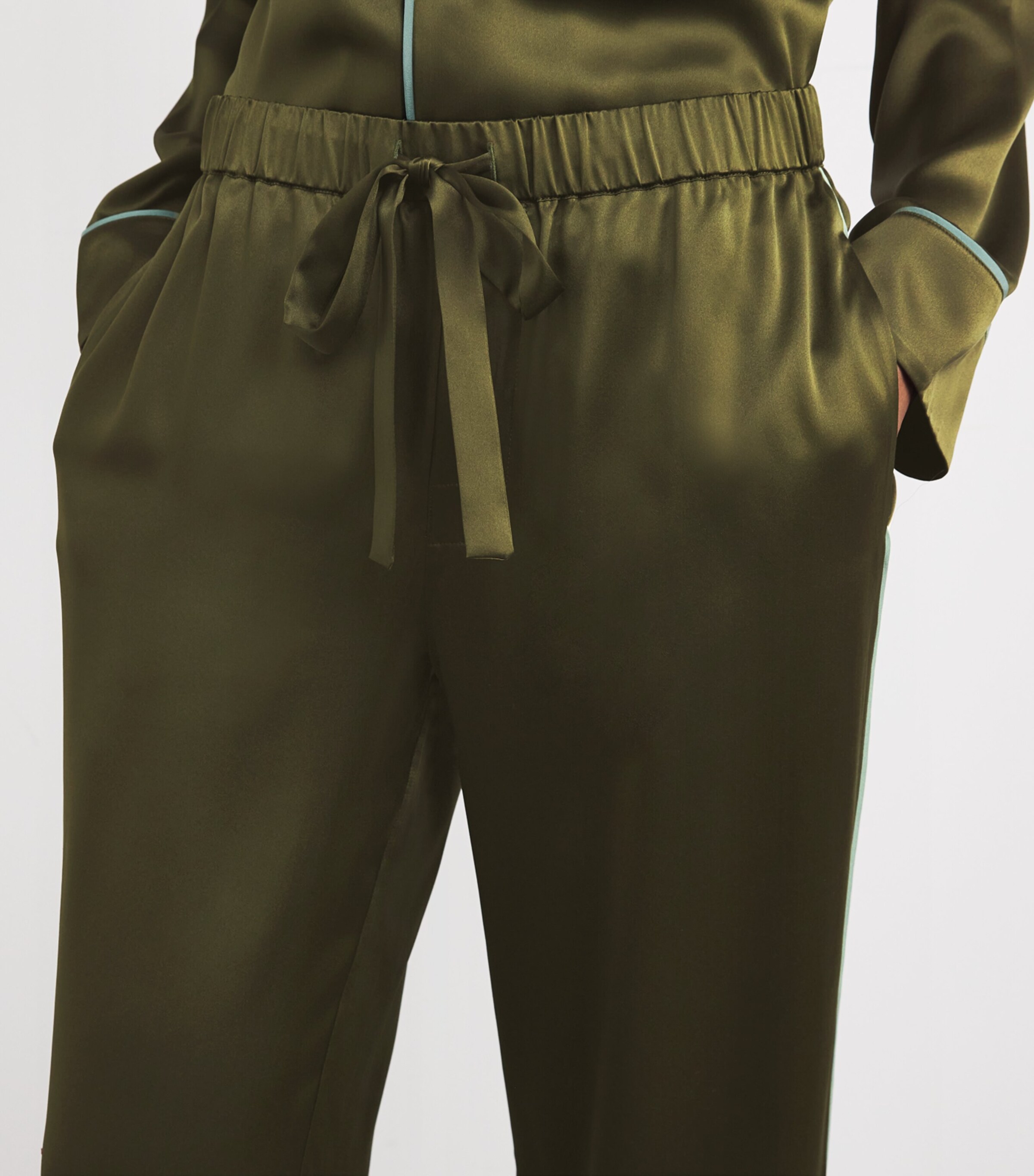 Silk Yves Pyjama Set IVY Image 6