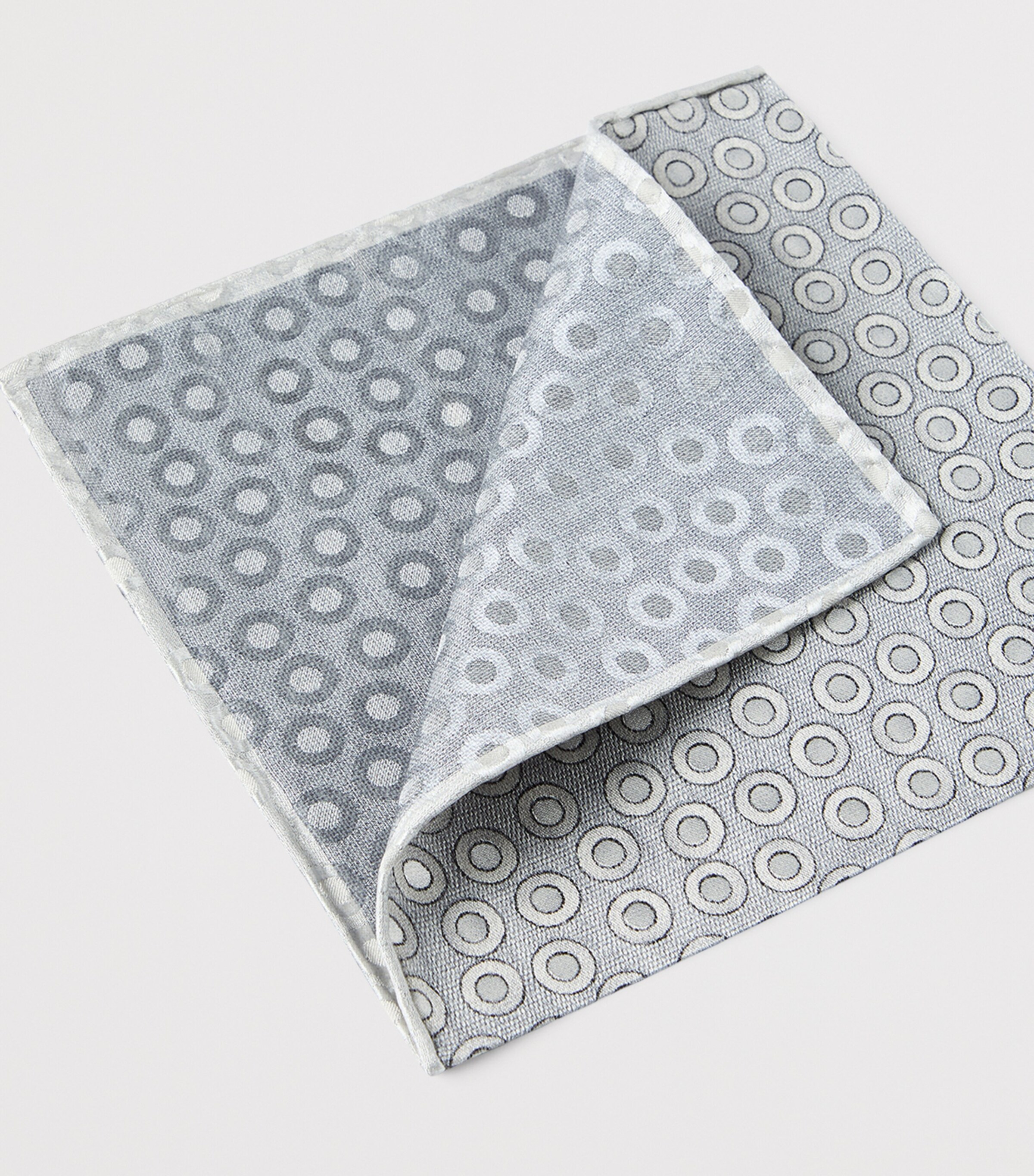 Silk Polka-Dot Pocket Square C014 Image 3