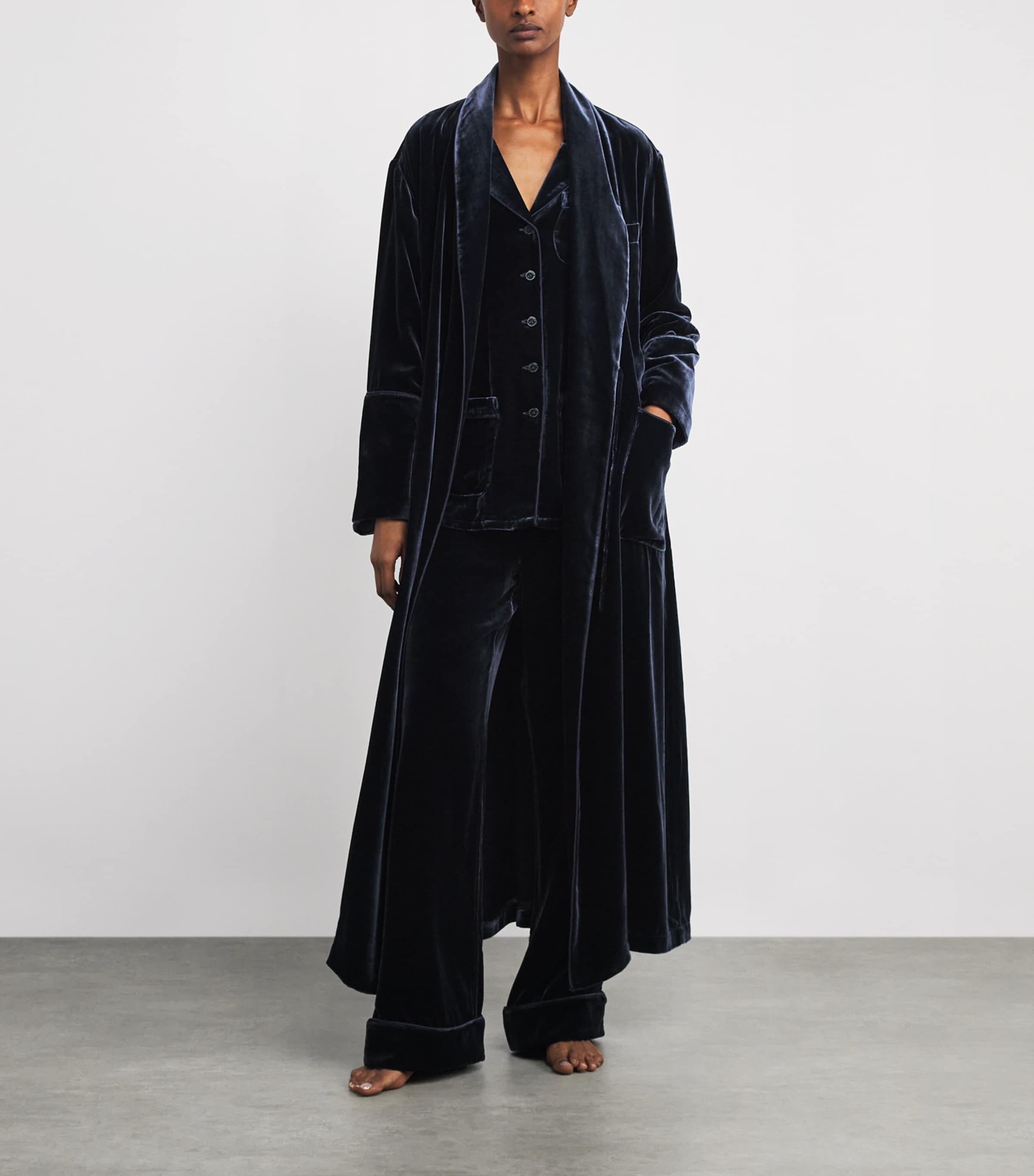 Velvet Capability Robe ECLIPSE Image 2