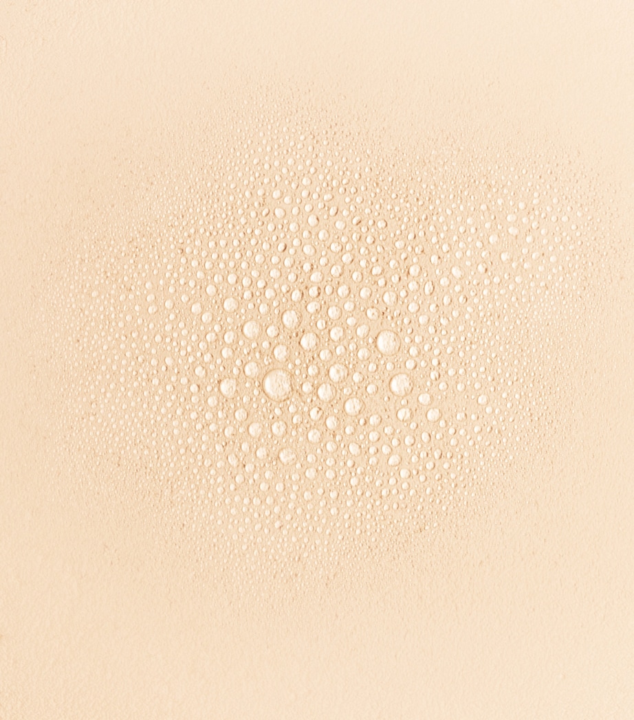 Vetiver Pore Refining Mist (200ml) NO COLOUR Image 2