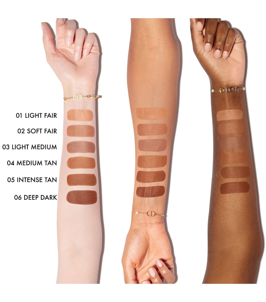 Dior Forever Skin Bronze 01 LIGHT FAIR Image 3