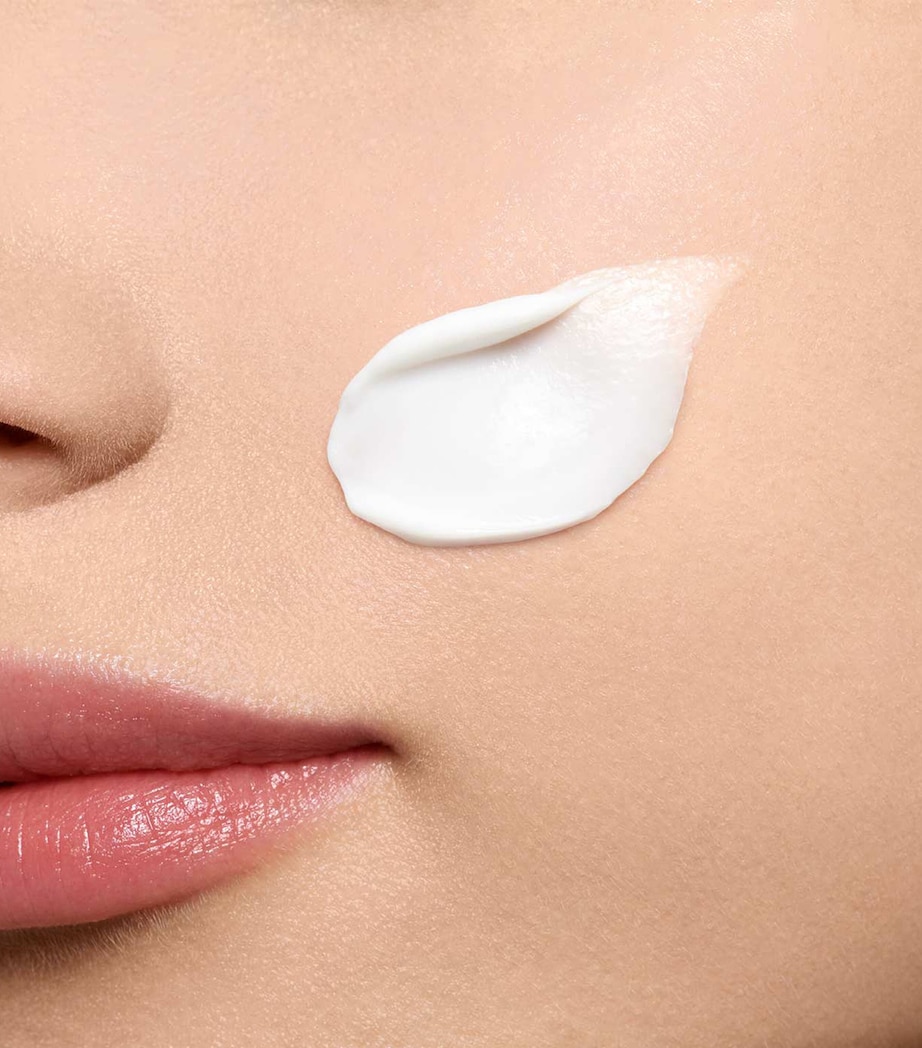 Hydra-Essentiel Silky Cream (50ml) NO COLOUR Image 4