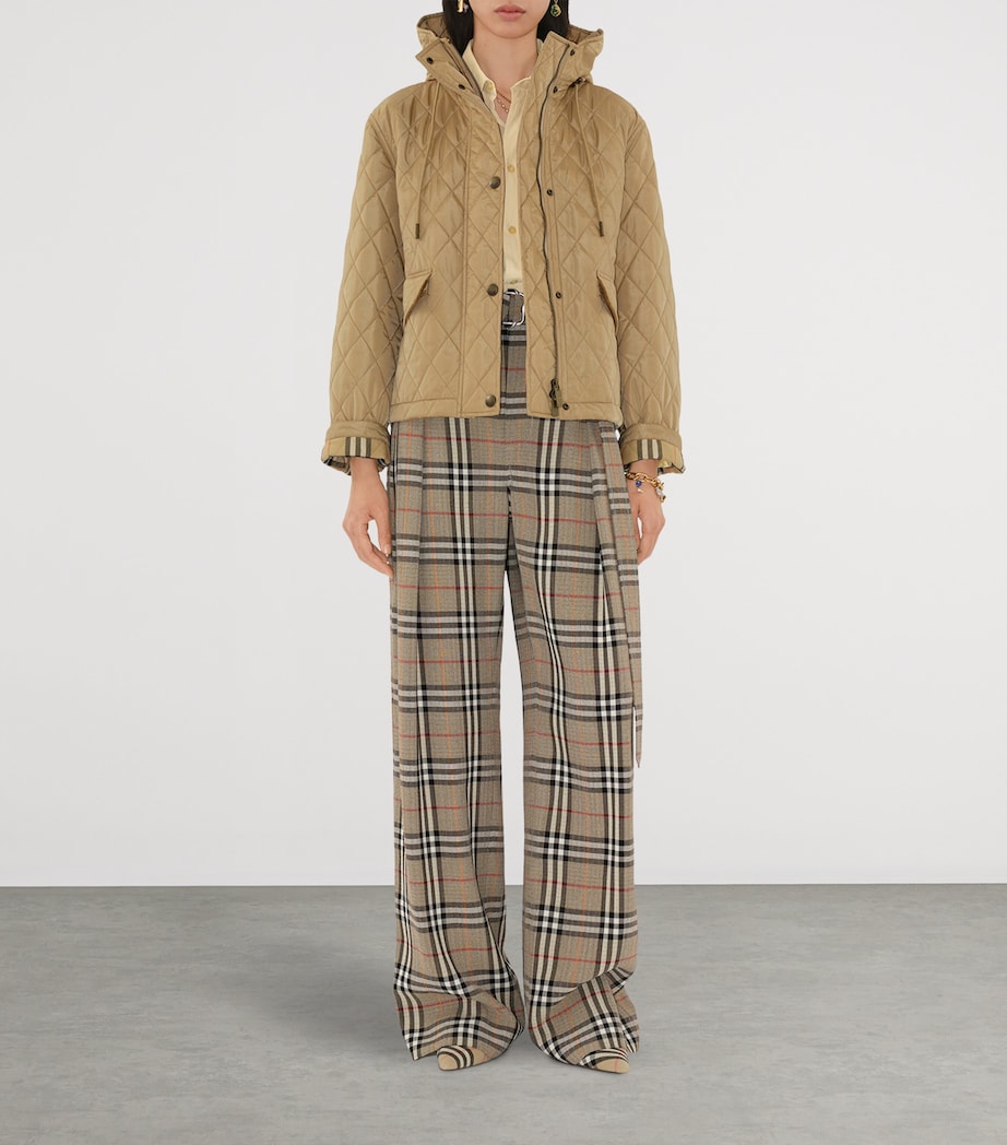 Cropped Quilted Hooded Jacket FLAX Image 5