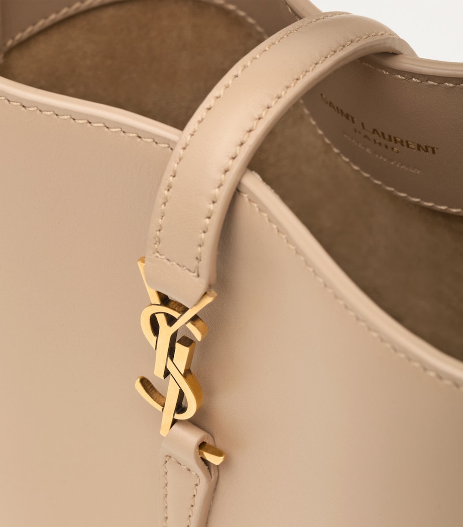 Mini Calfskin Le 37 Bucket Bag 2721 Image 6