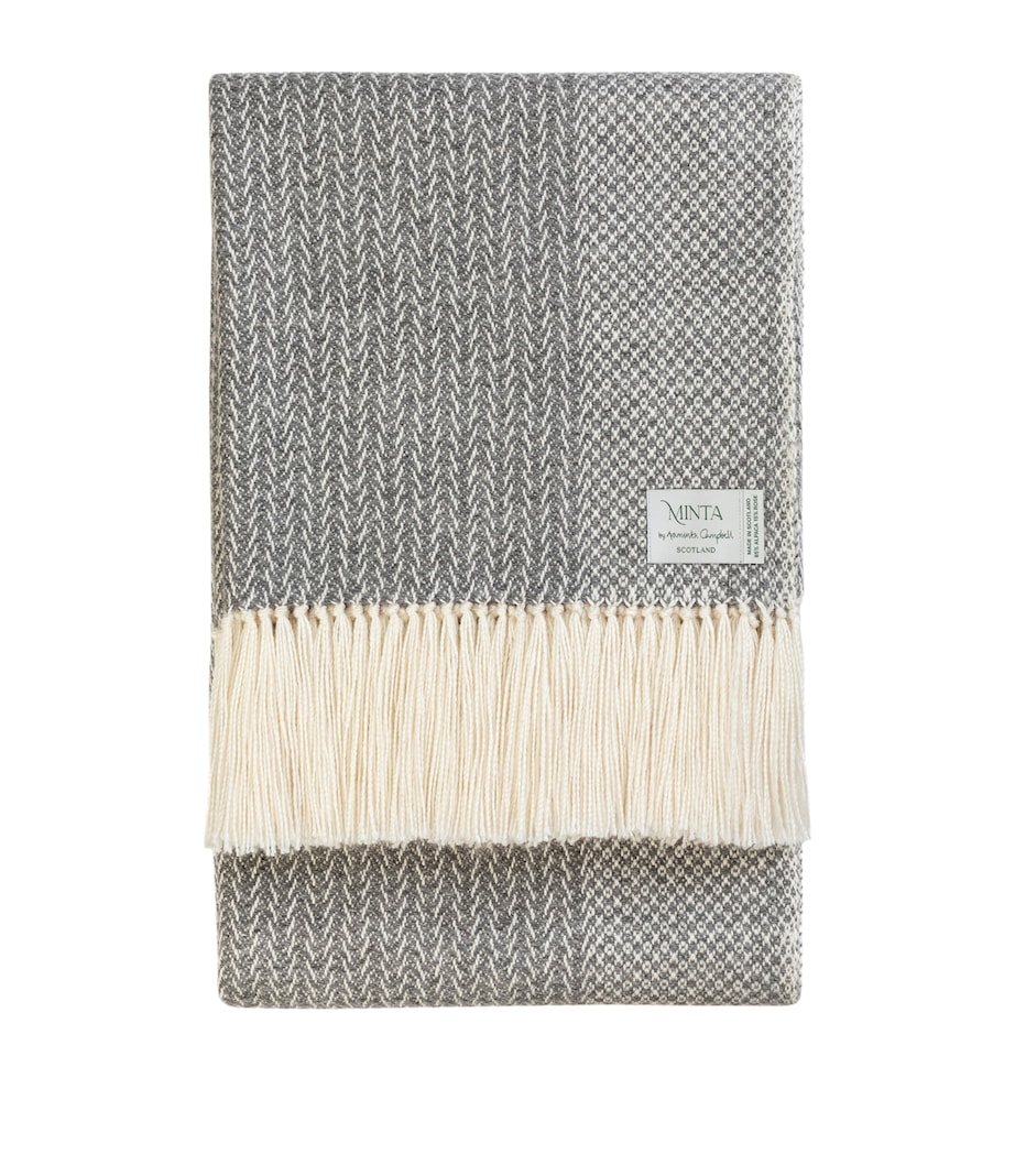 Alpaca-Blend Woodland Inkcap Throw (153cm x 230cm) GREY Image 1