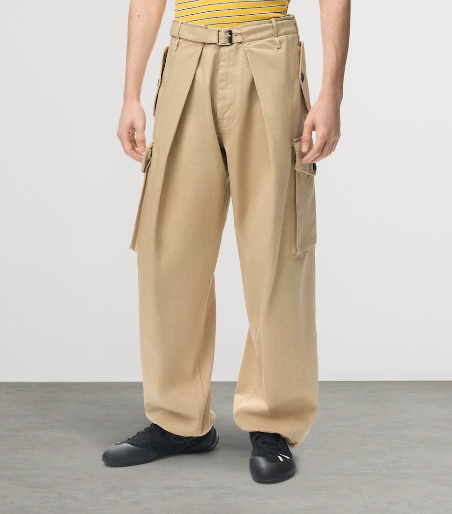 LOEWE Mens Cotton Pleated Cargo Trousers Beige Image 3