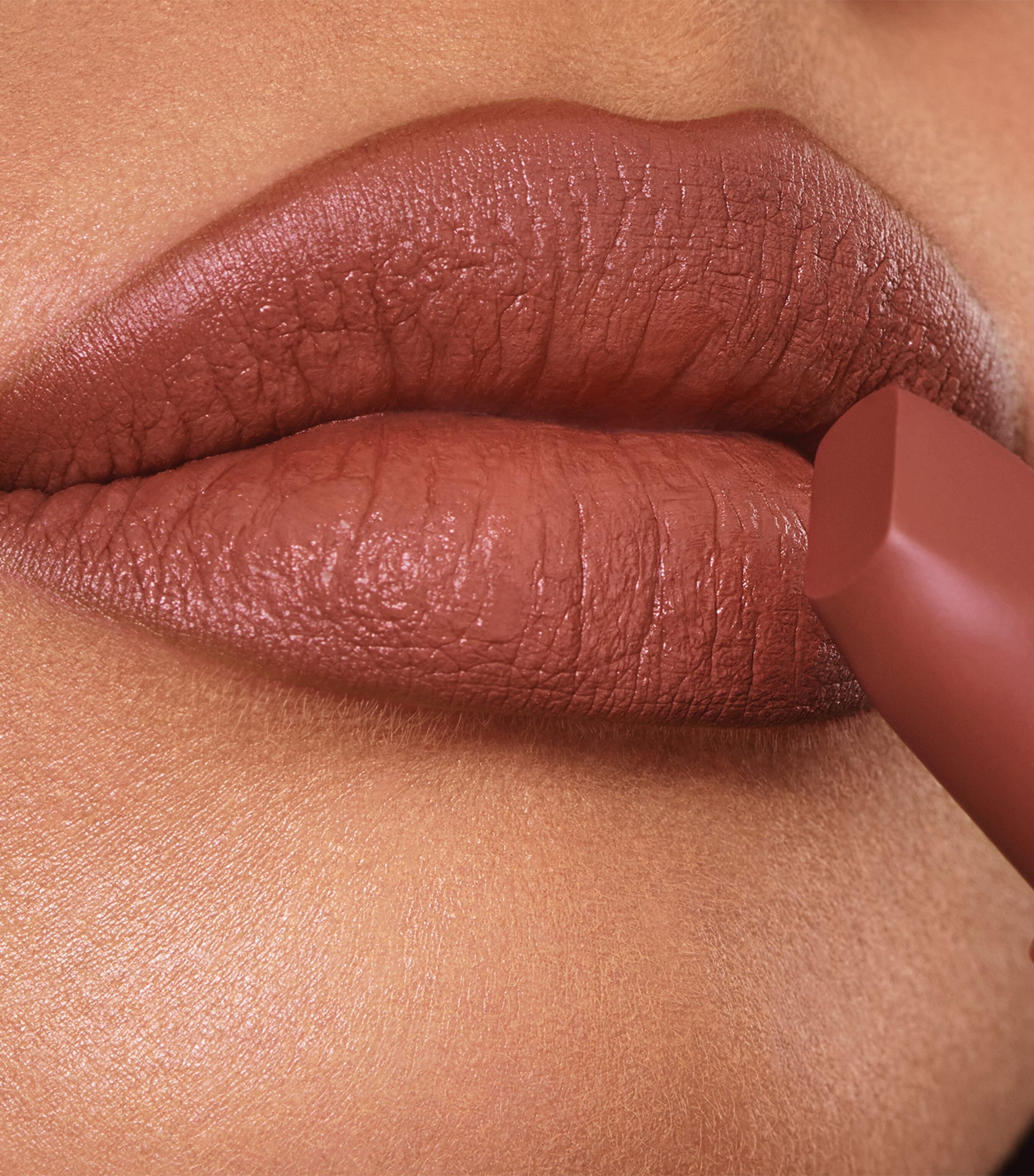 Charlotte Tilbury Matte Revolution Lipstick Super Fabulous Image 3