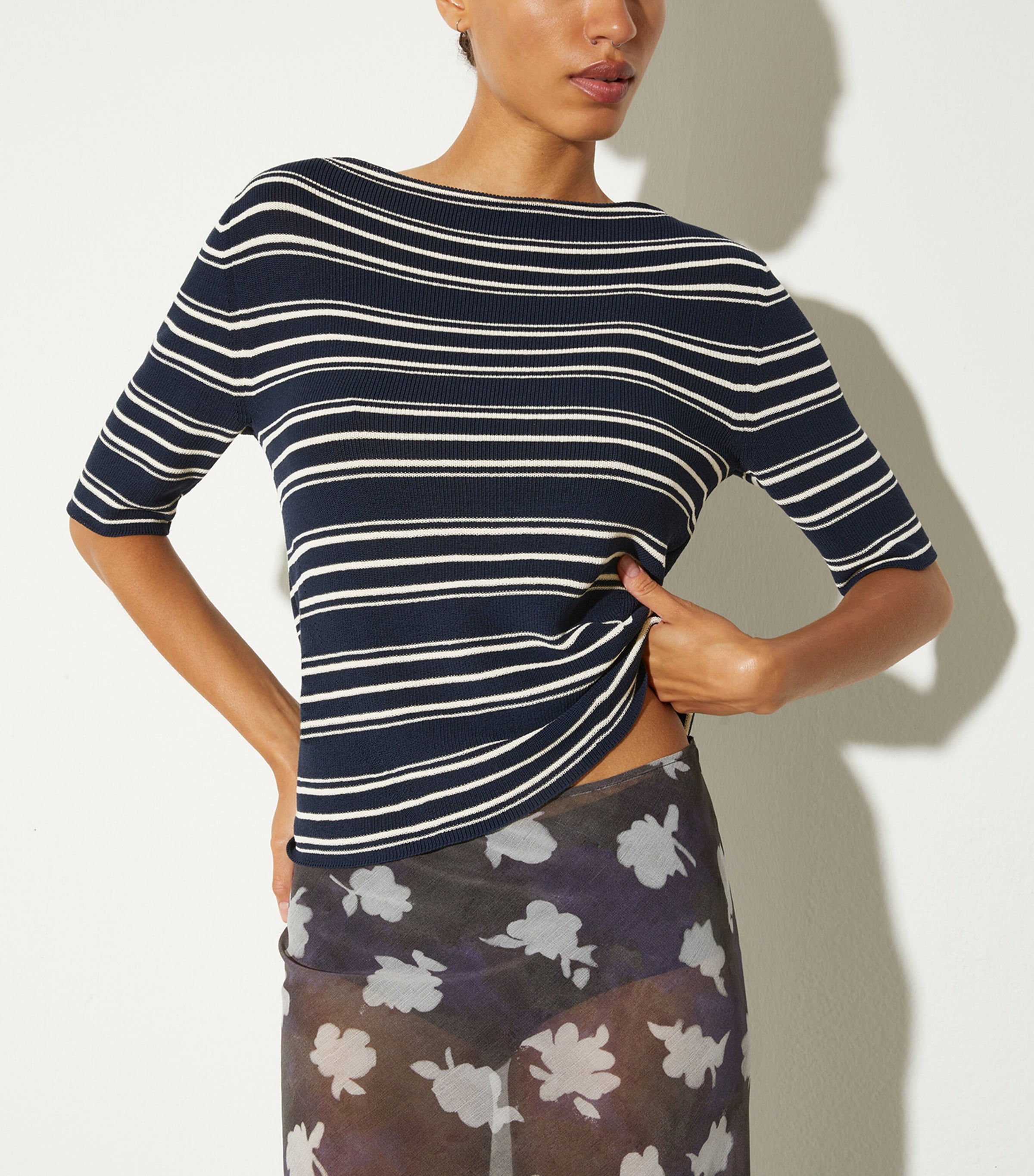 MAX&Co. Womens Stripe Boat-Neck Crop Top Navy Image 2