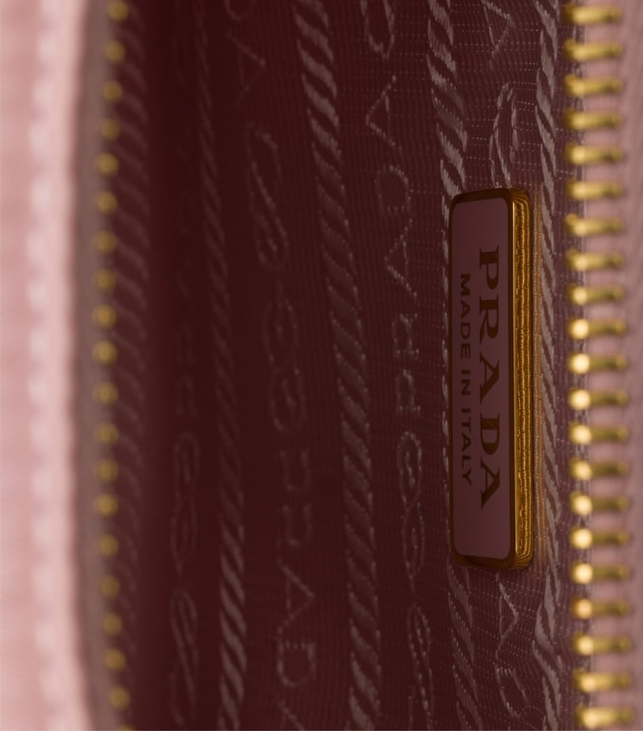 Prada Re-Nylon Re-Edition 2005 Shoulder Bag Image 4