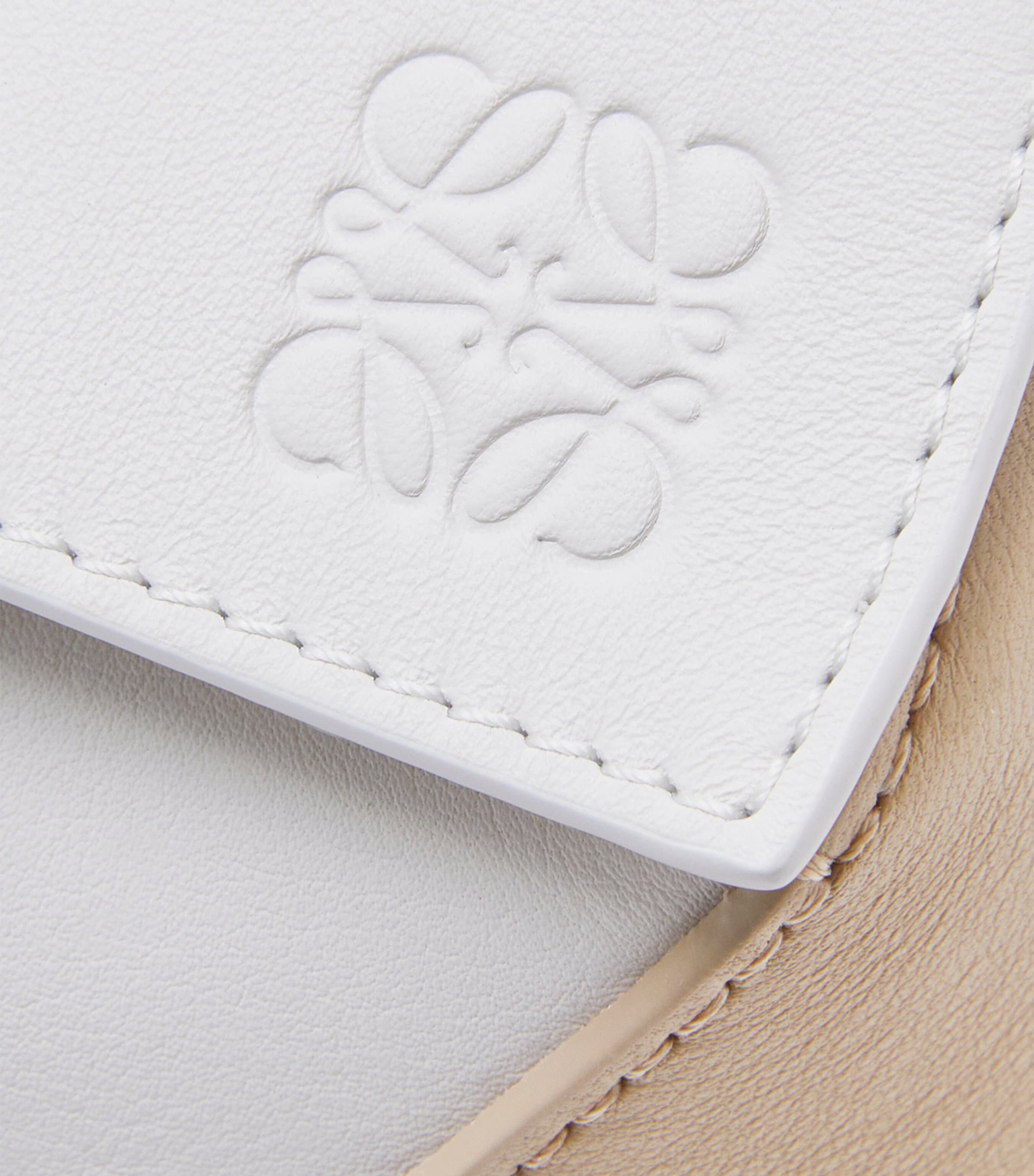 LOEWE White ケース Loewe | Puzzle Fold Pouch – Kirna Zabête