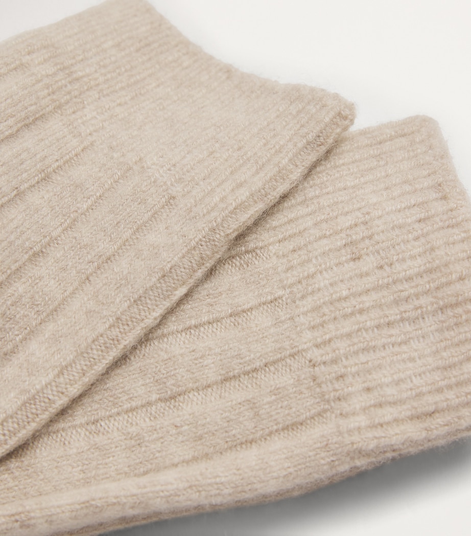 Men's Cashmere Socks SEASHELL Image 2