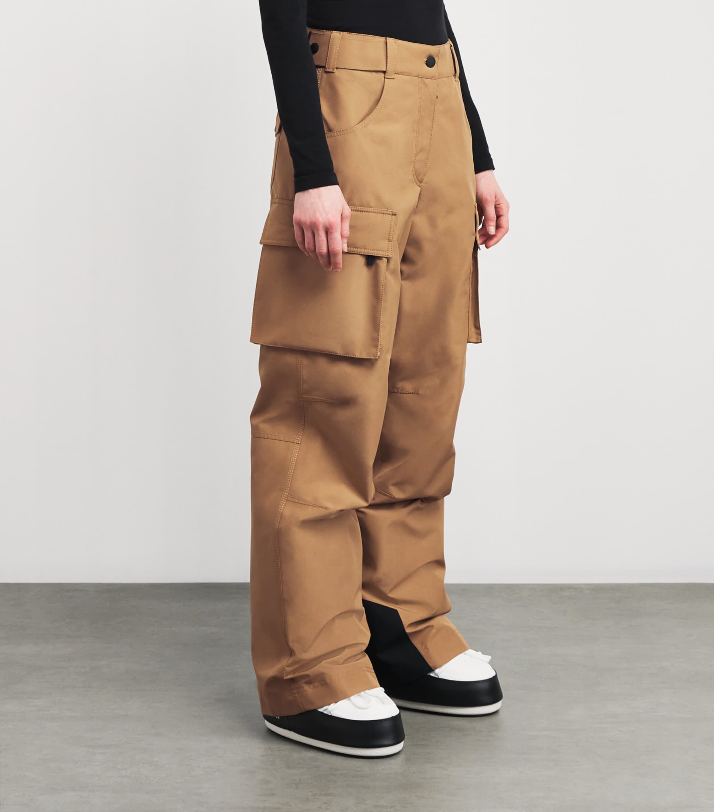 GORE-TEX Grenoble Bwindi Ski Trousers 248 Image 3