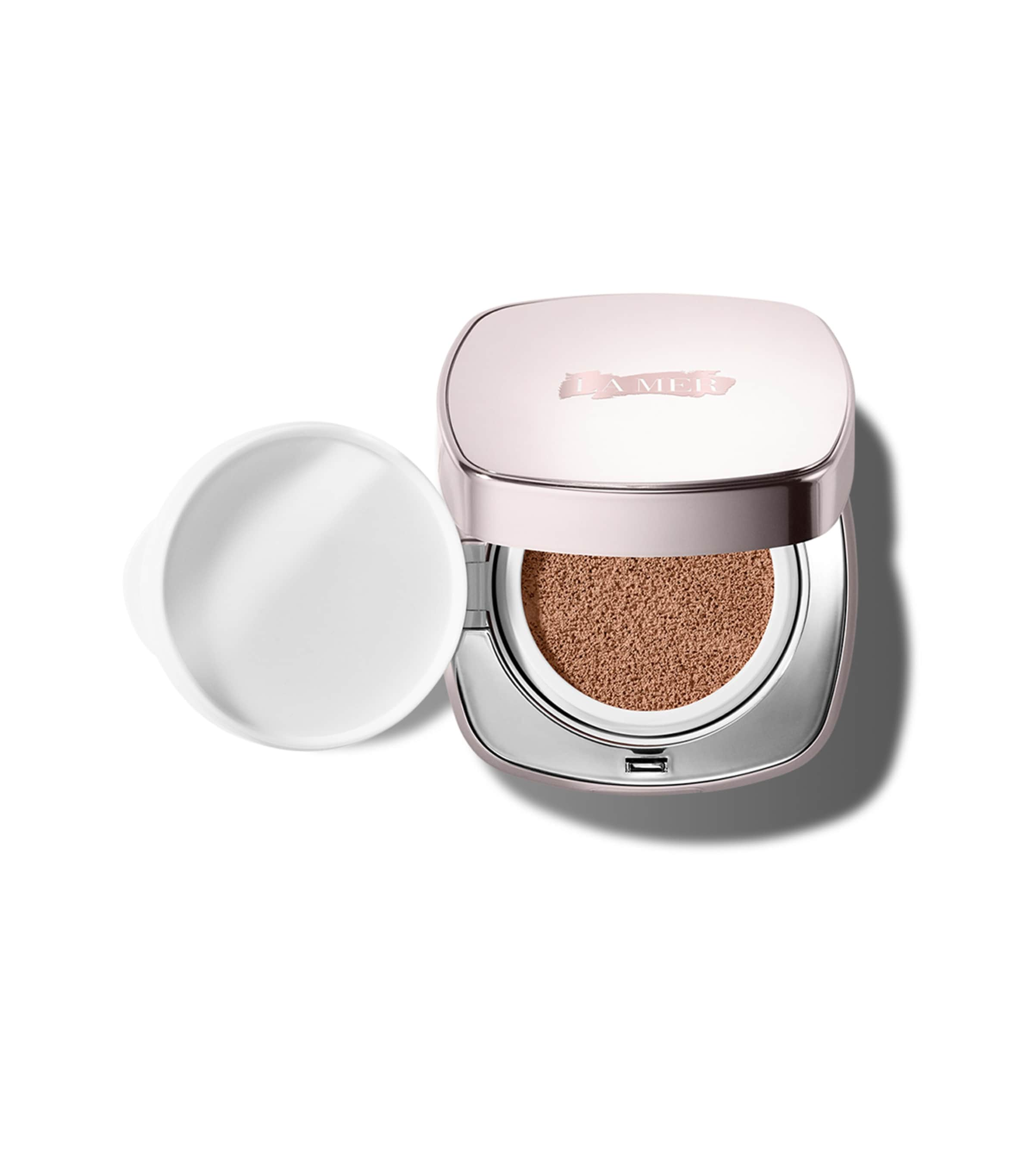 Shop La Mer The Luminous Lifting Cushion Foundation In Nude