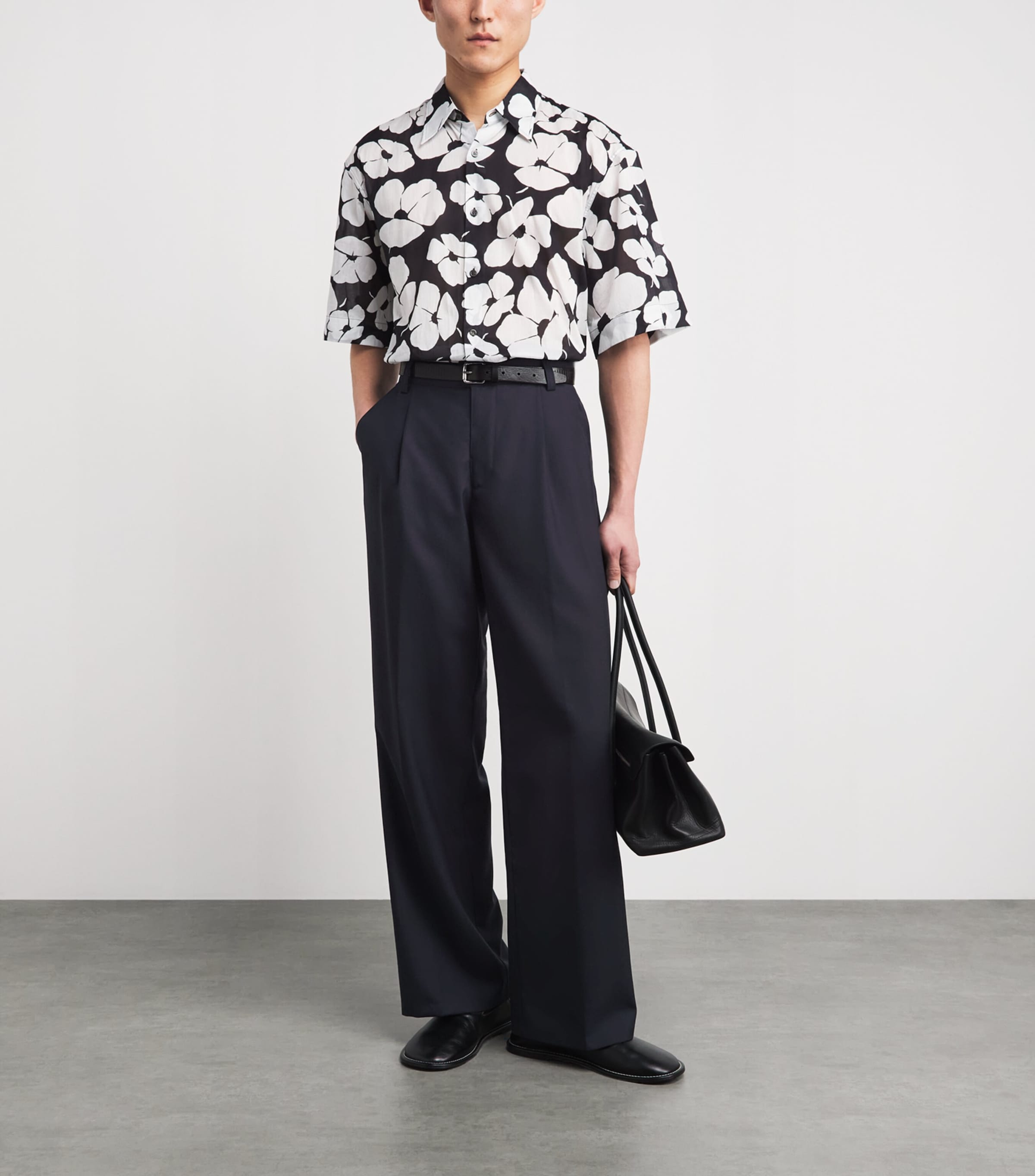 Oliver Spencer Mens Wool Orsman Wide-Leg Trousers Navy Image 2