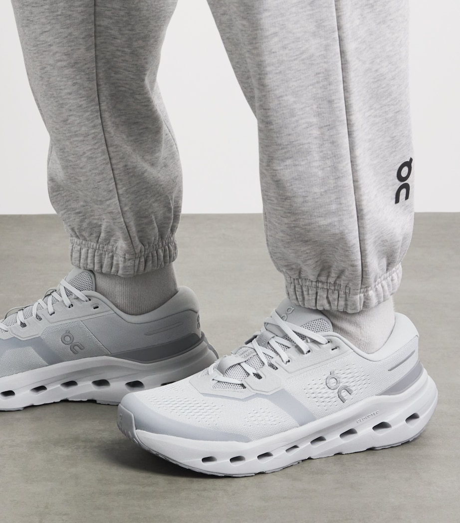 On Mens Cloudrunner 3 Trainers Glacier | Alloy Image 2