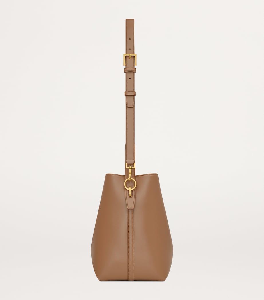 Calfskin Le 37 Bucket Bag 2536 Image 6