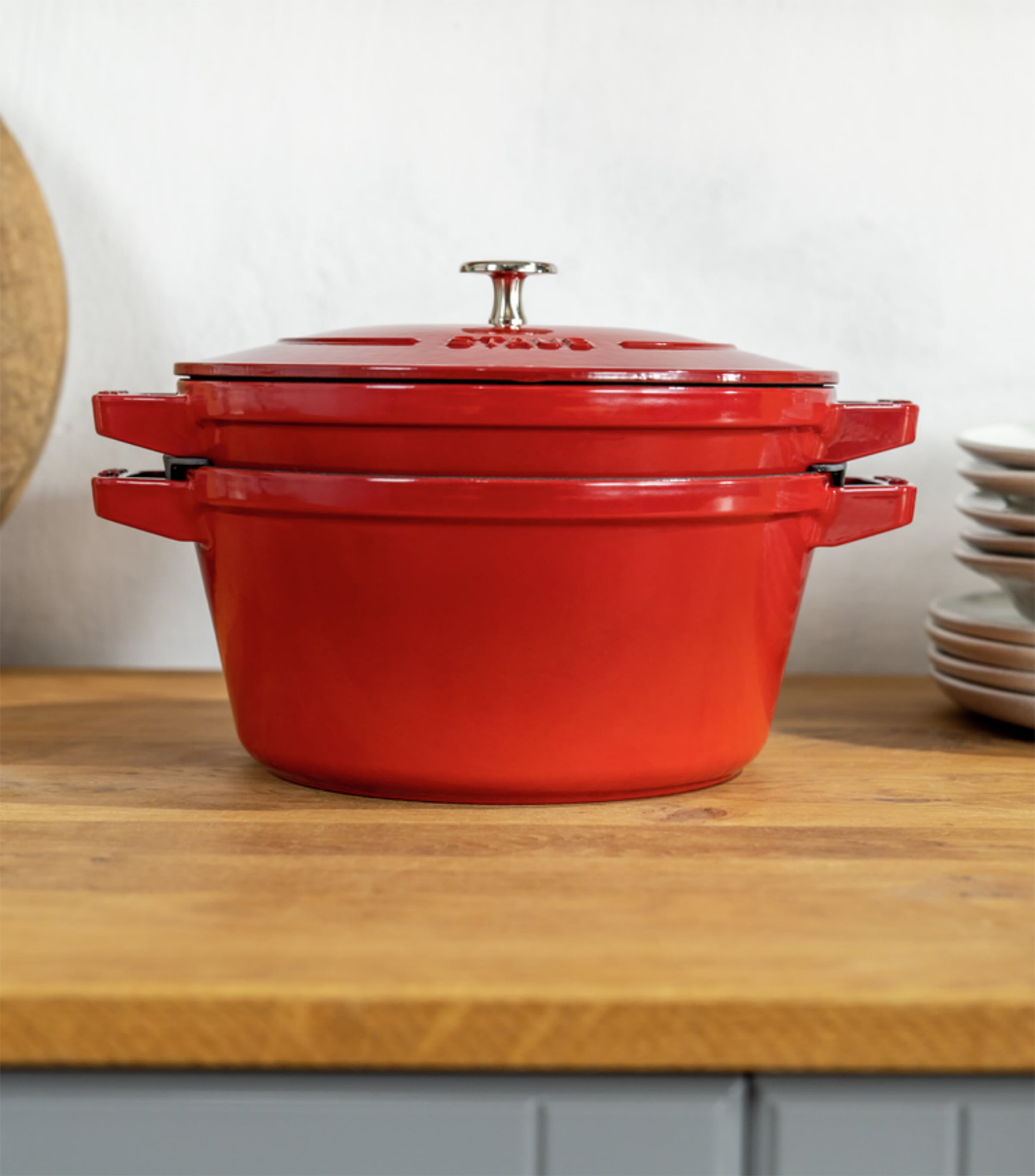 2-Piece Round Stackable Cocotte Set CHERRY Image 3