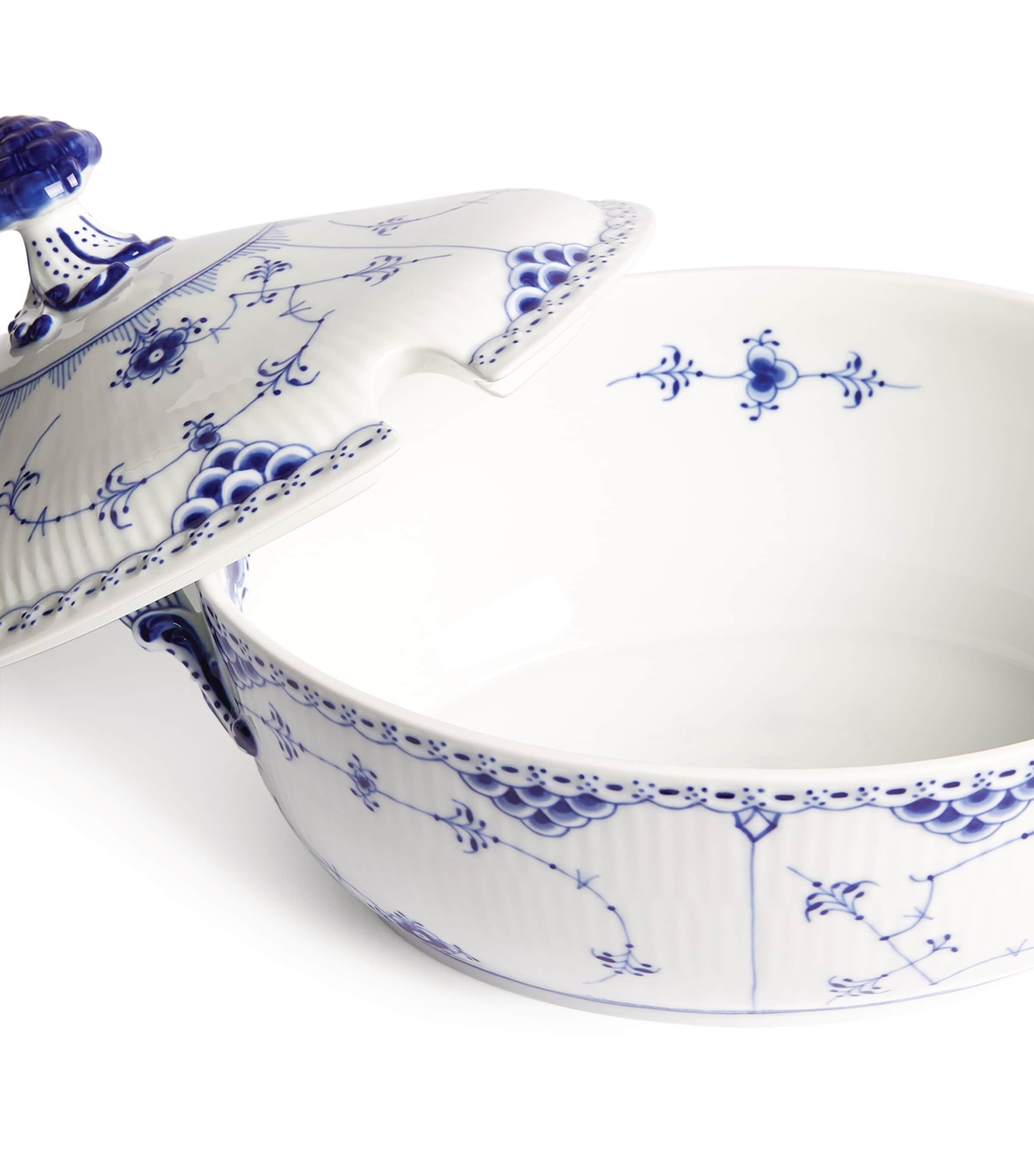 Blue Fluted Half Lace Tureen (32.5cm) BLUE Image 2