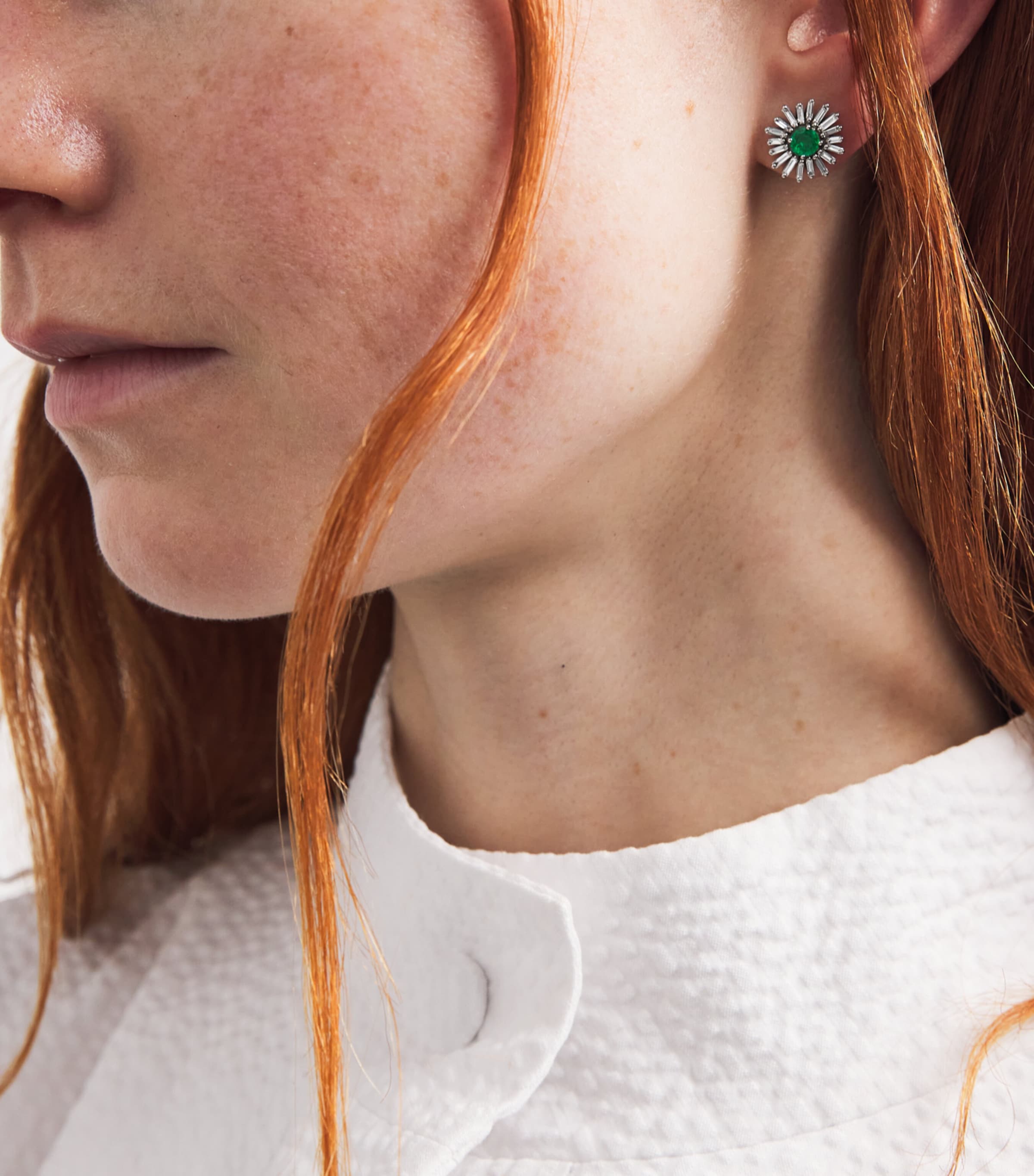 Suzanne Kalan White Gold, Diamond and Emerald One of a Kind Flower Earrings Wg/emer/wd Image 2