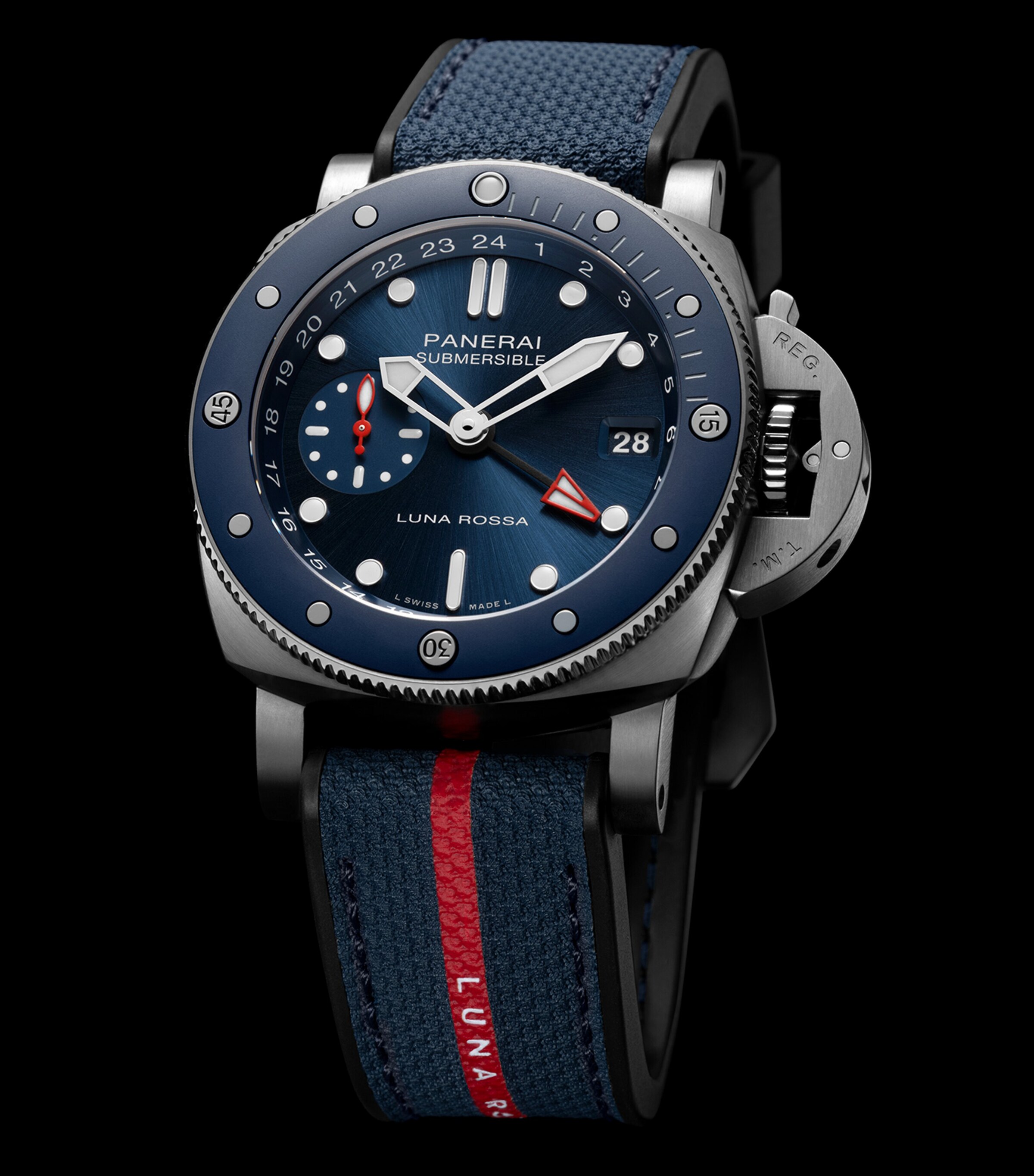 Panerai Titanium Submersible GMT Luna Rossa Titanio Watch 42mm Blue Image 3