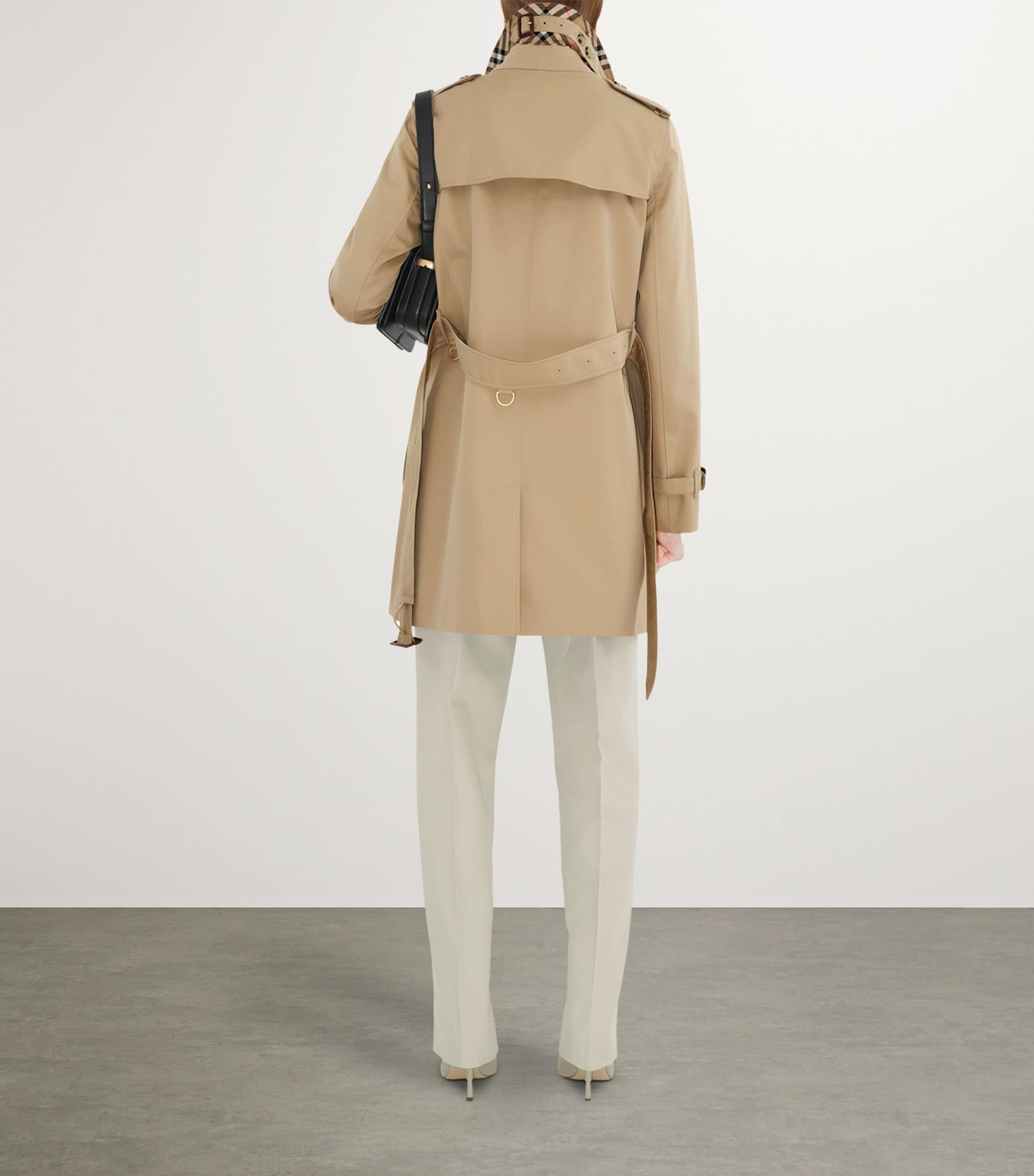 Burberry Womens Gabardine Kensington Short Trench Coat Honey Image 4