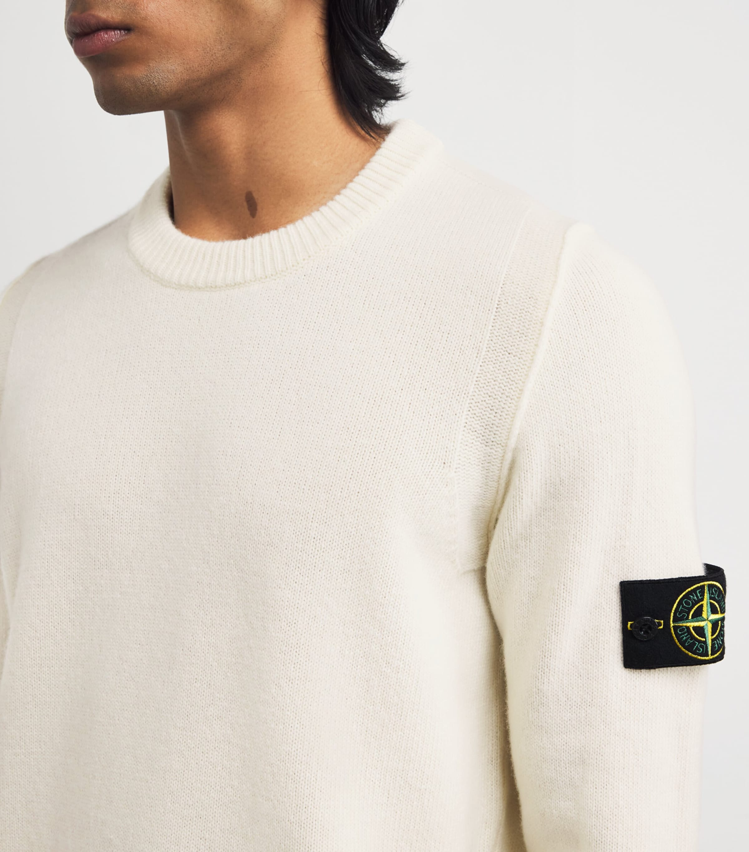 Wool-Blend Logo Patch Sweater V0093 Image 6