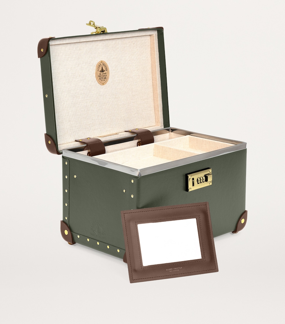 Globe-Trotter Centenary Vanity Case (24cm) Green Image 4