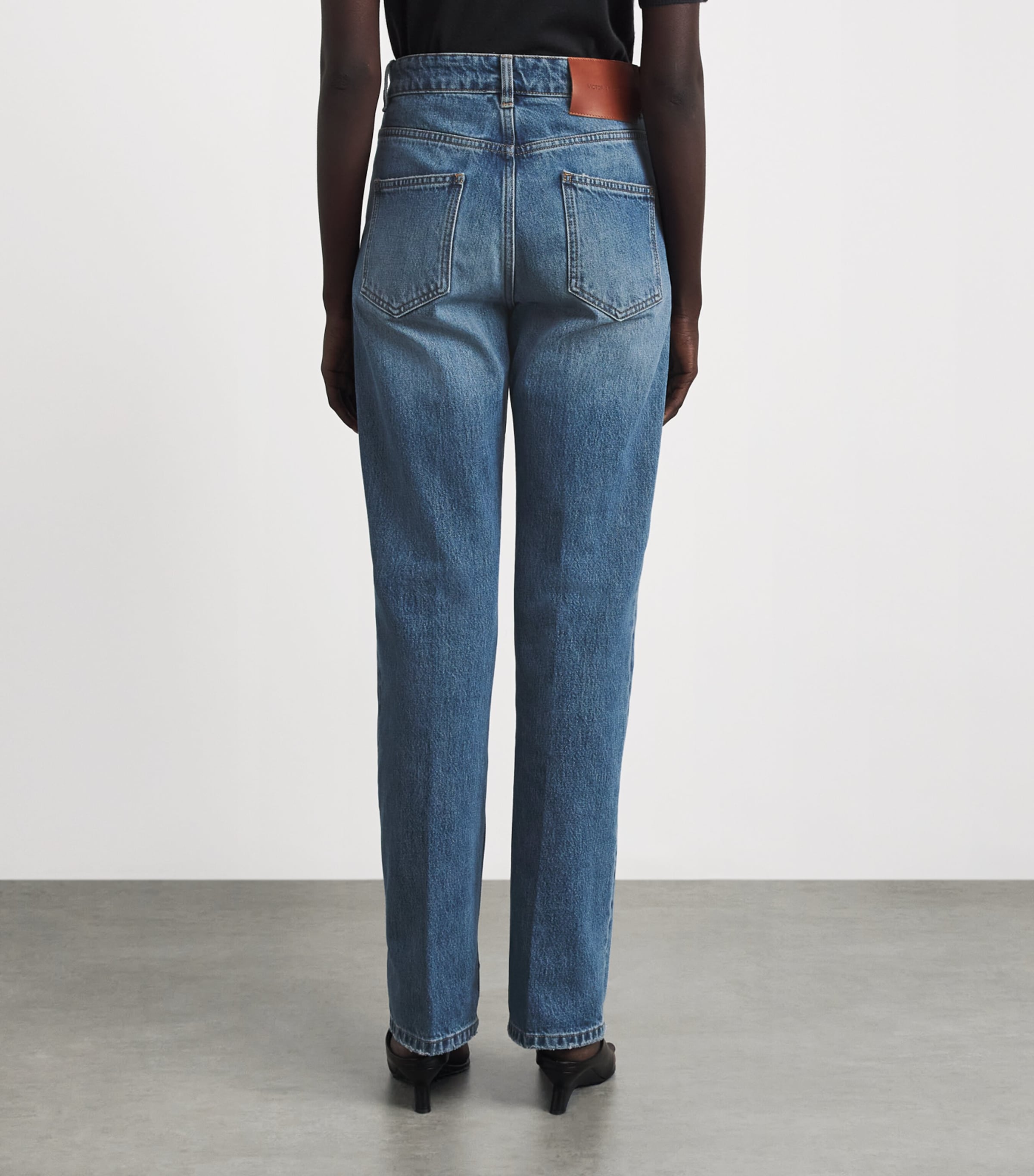Victoria Beckham Womens Julia Straight Jeans Worn Blue Wash Image 5