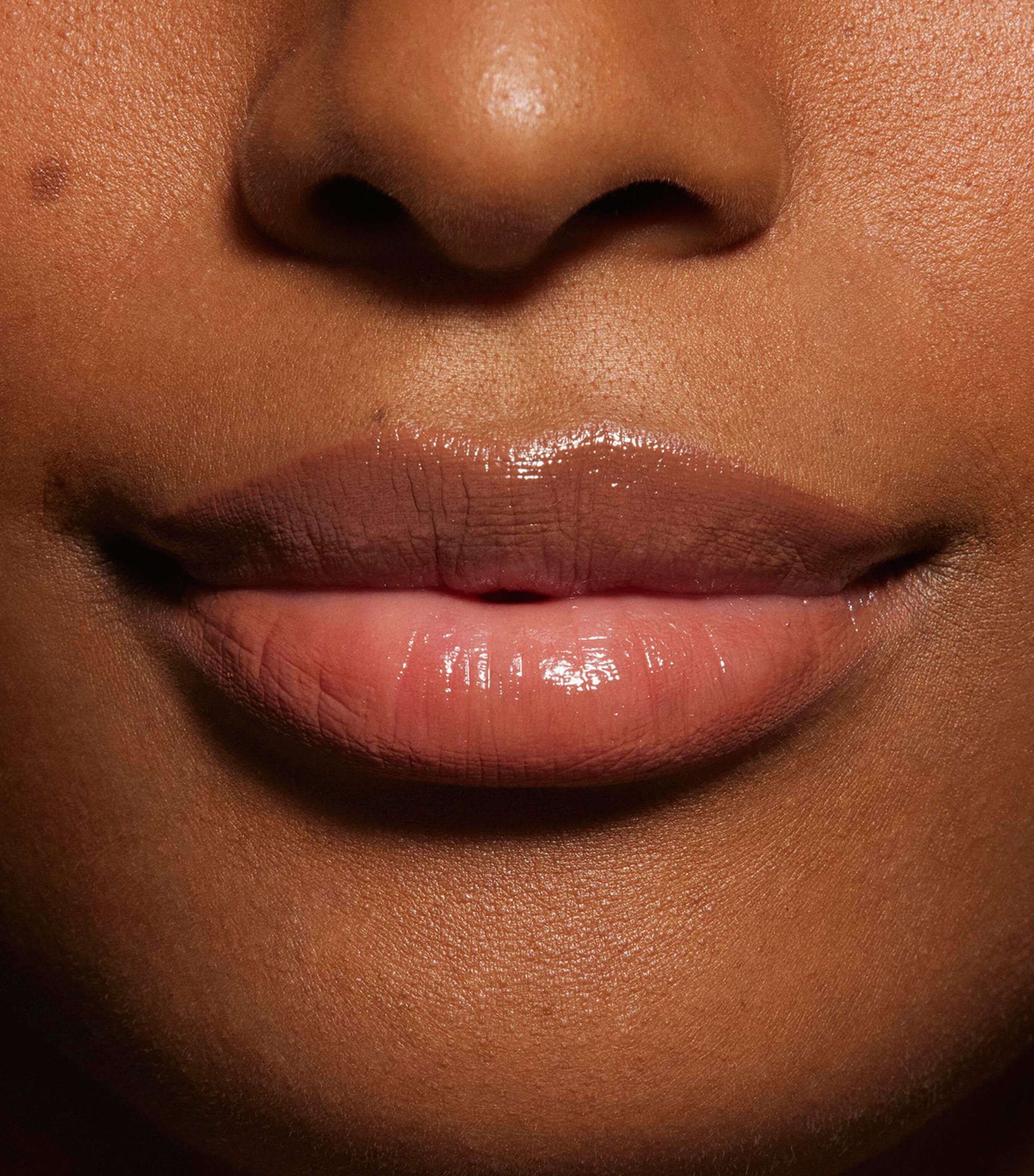 Glossy Lip Kit DOLC KGL Image 5