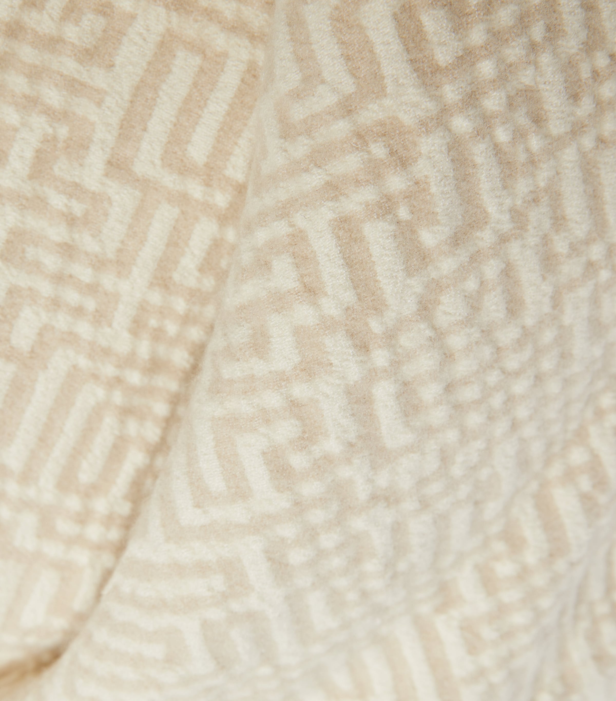 Oceana Throw (290cm x 255cm) 770 LINEN Image 4