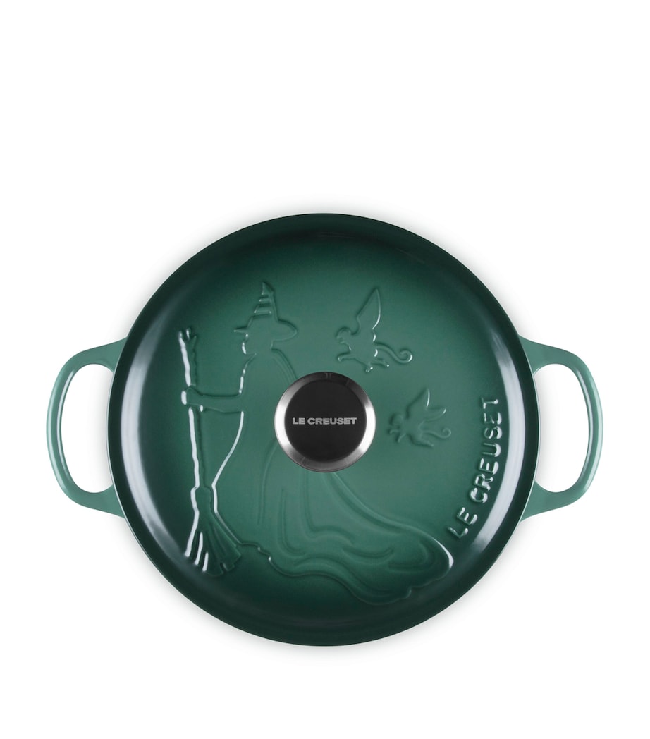 Cast Iron Elphaba Embossed Casserole Dish (24cm) GREEN Image 6