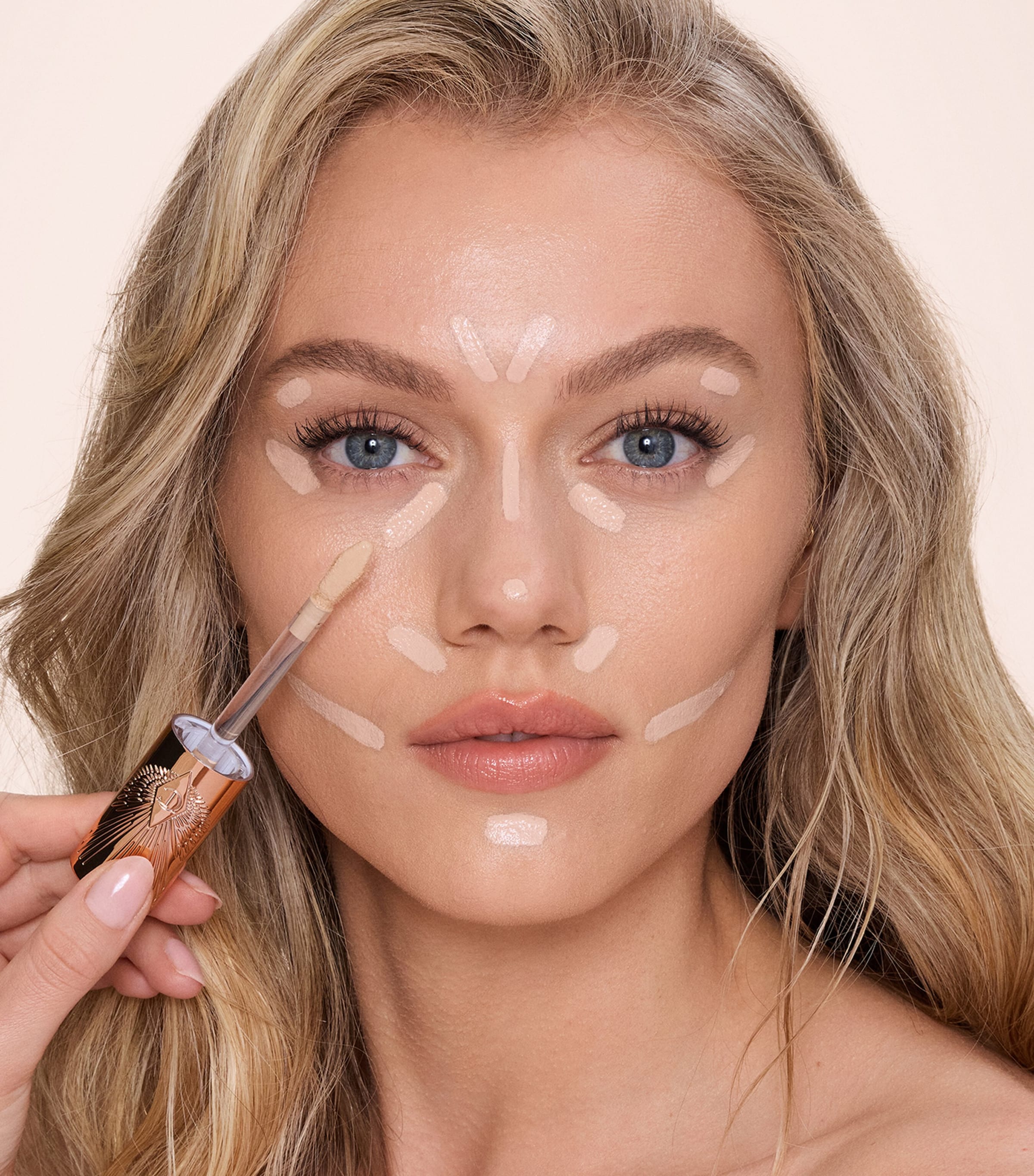 Airbrush Flawless Blur Concealer 5.5 MEDIUM Image 5