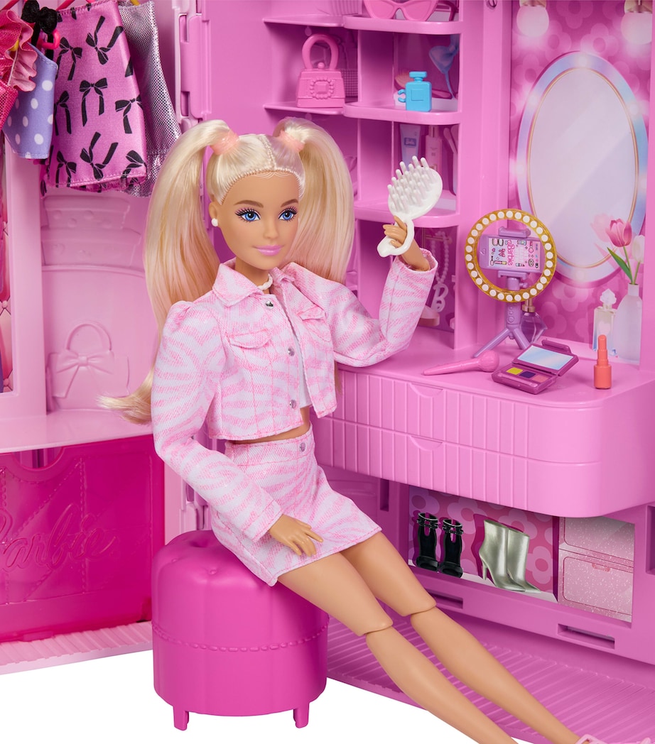 Barbie Barbie Deluxe Closet Playset Image 2