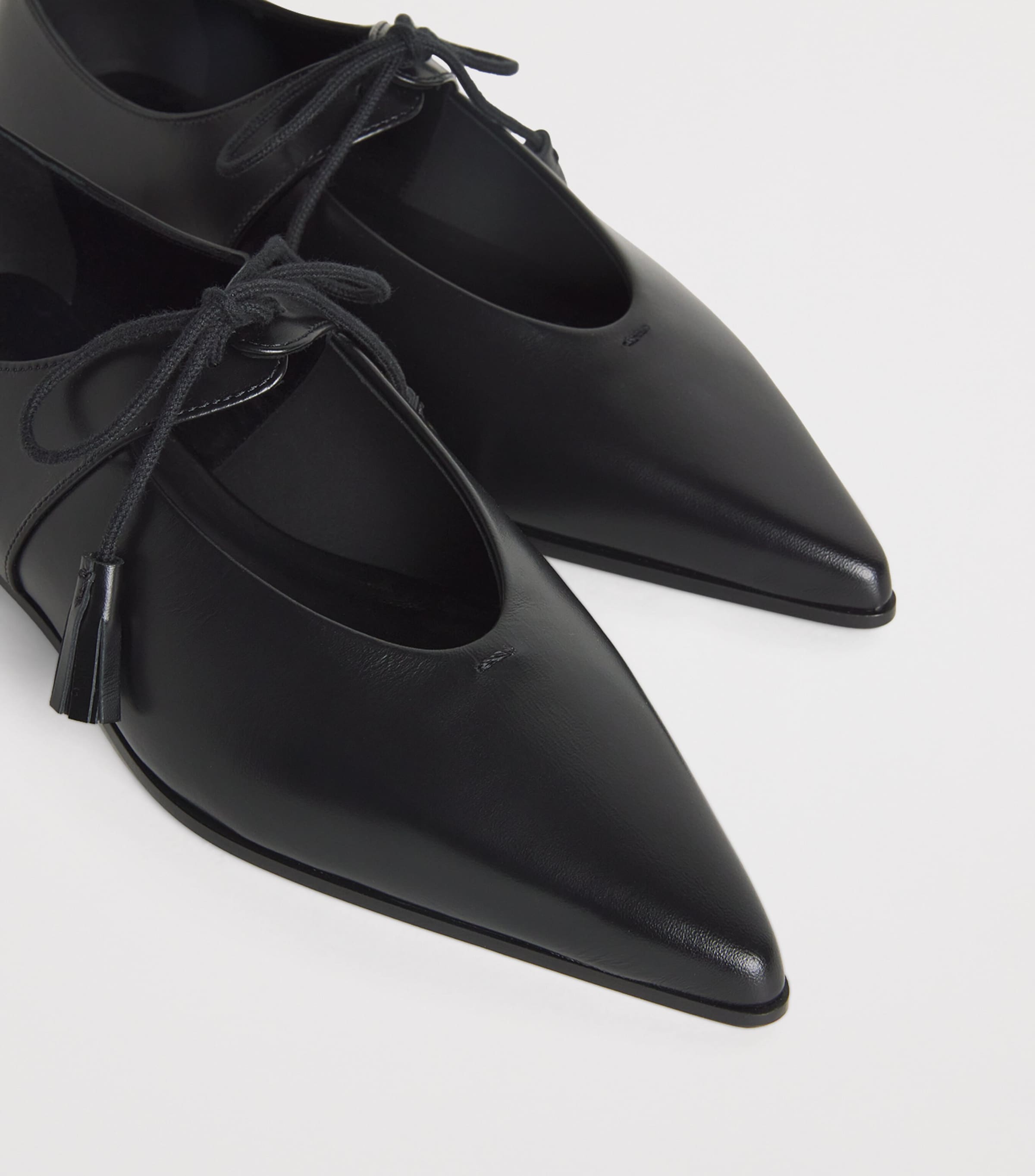 Leather Tapered Ballet Flats BLACK Image 5