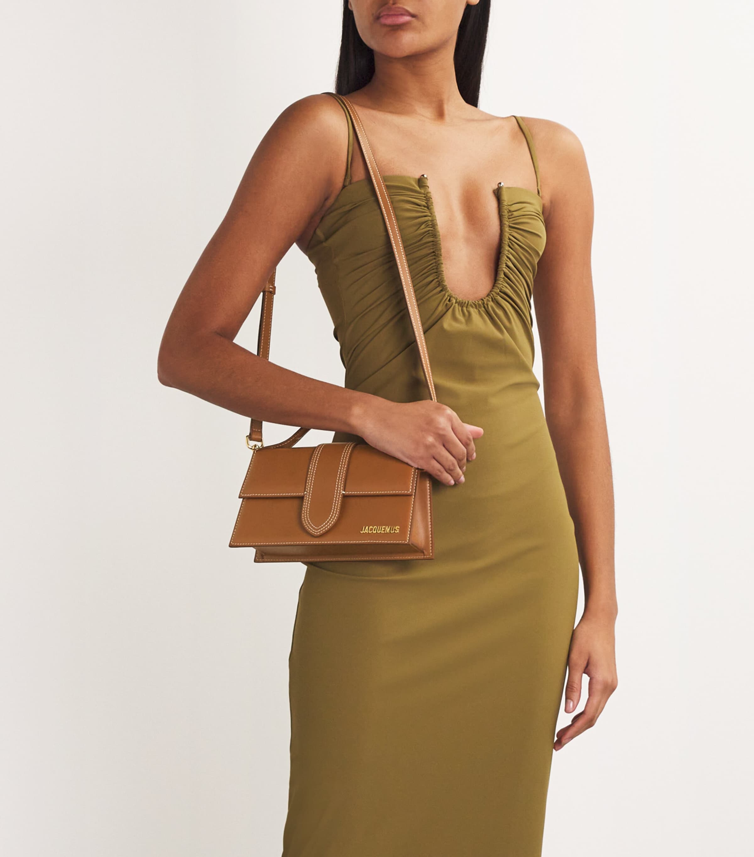 Jacquemus Leather Le Grand Bambino Top-Handle Bag Light Brown Image 2