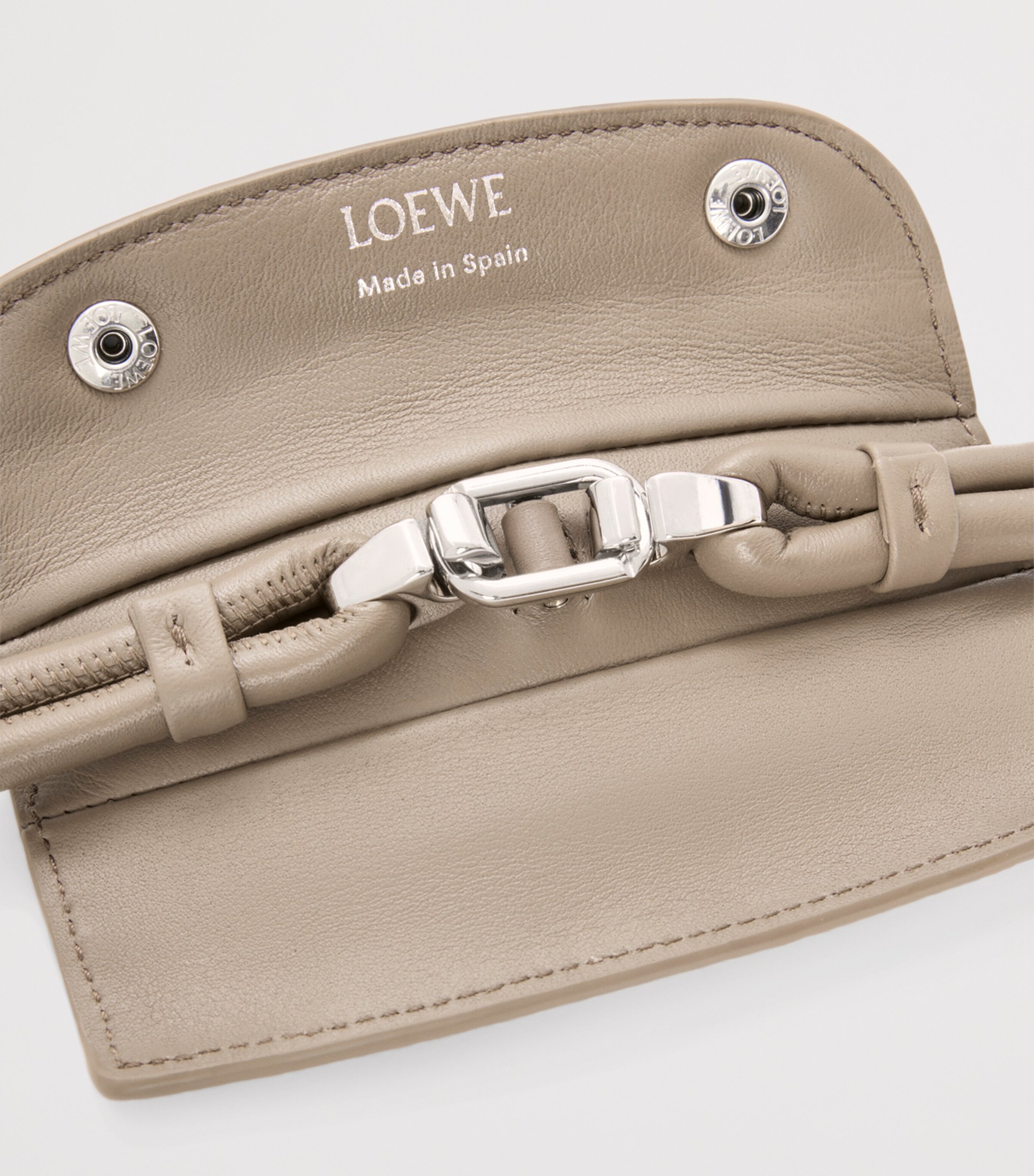 LOEWE Medium Grained Leather Madrid Shoulder Bag Clay Image 16