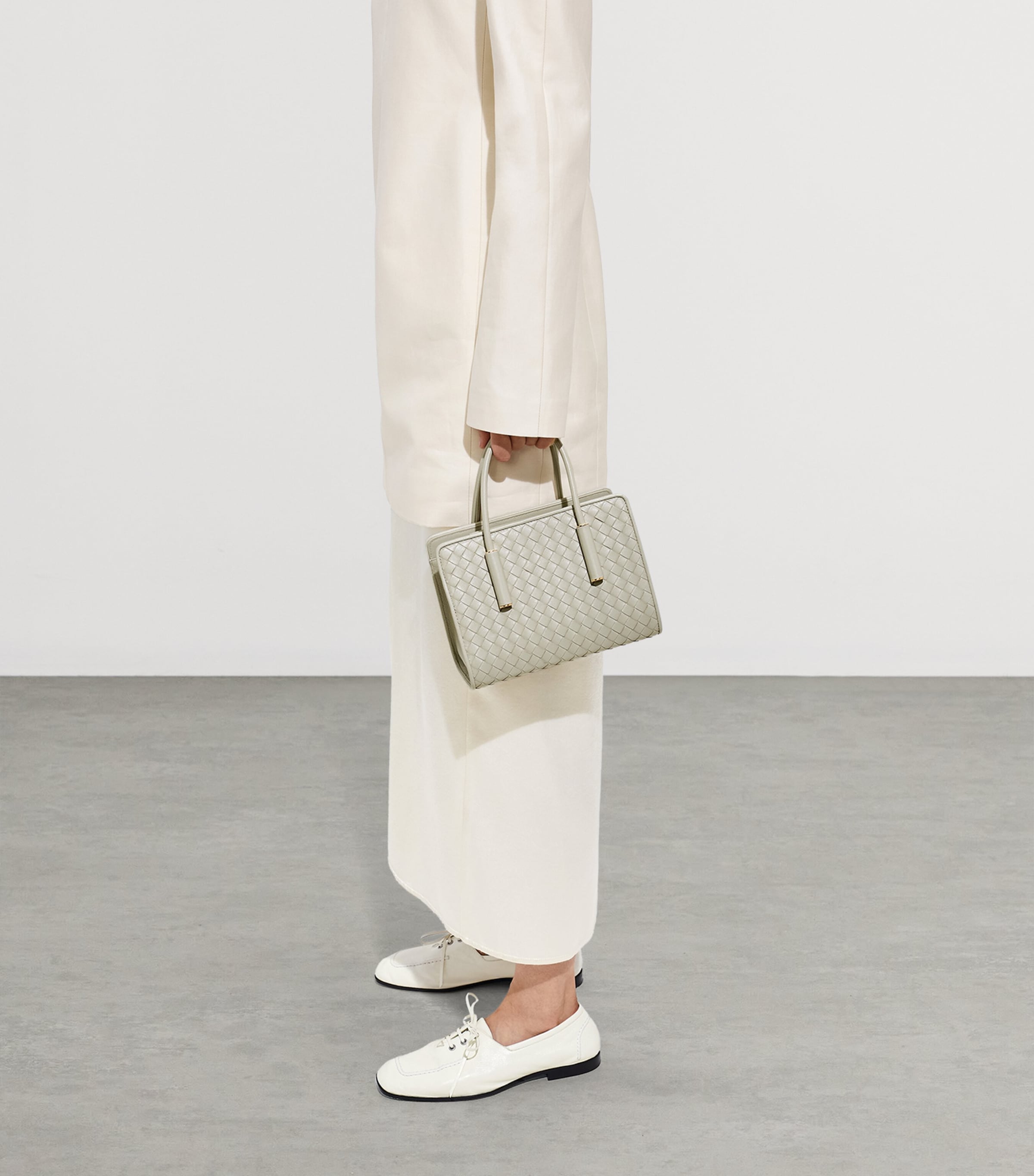 Bottega Veneta Baby Leather Barbara Tote Bag Image 2